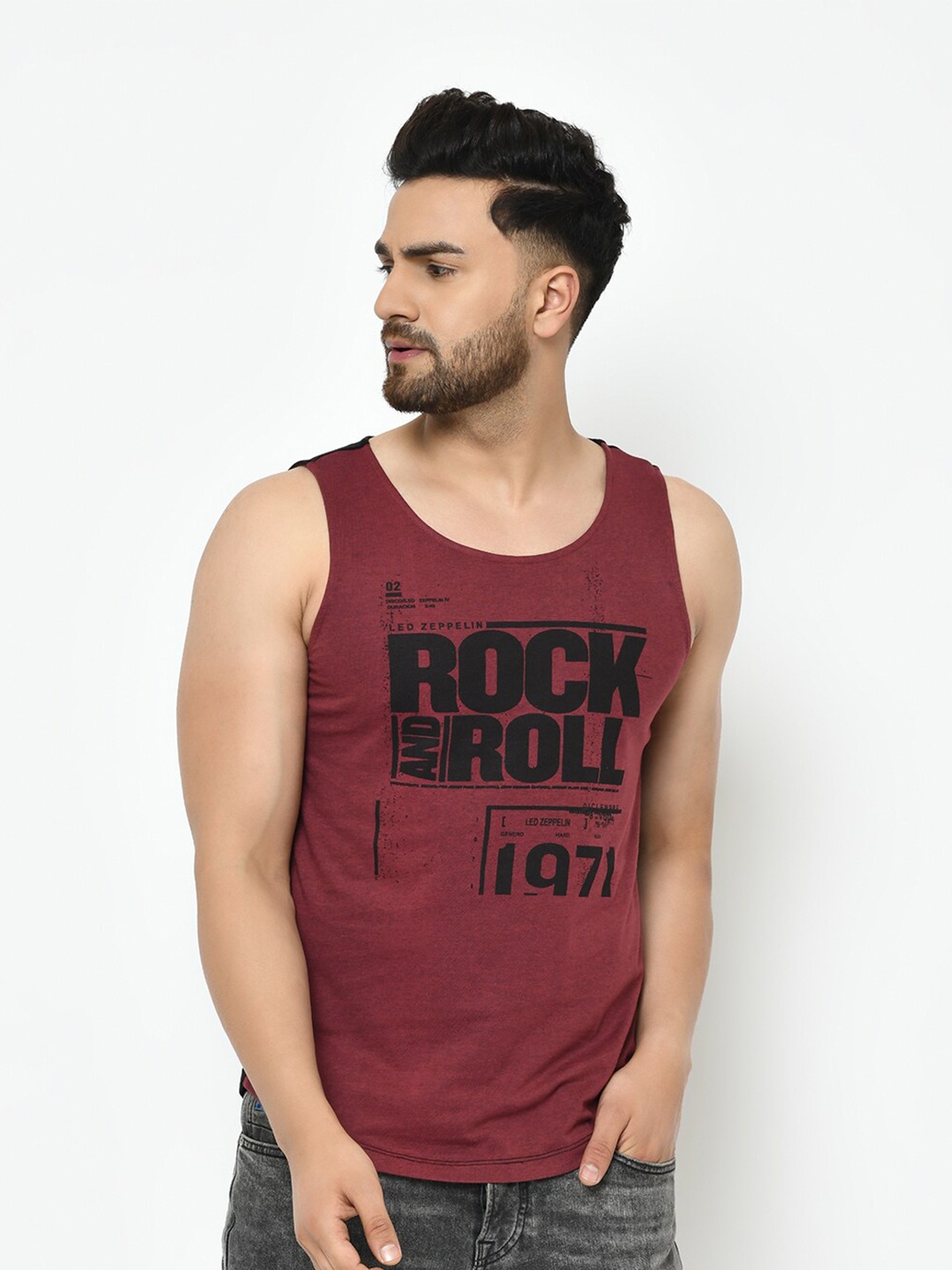 

Rigo Typography Printed T-shirt, Maroon