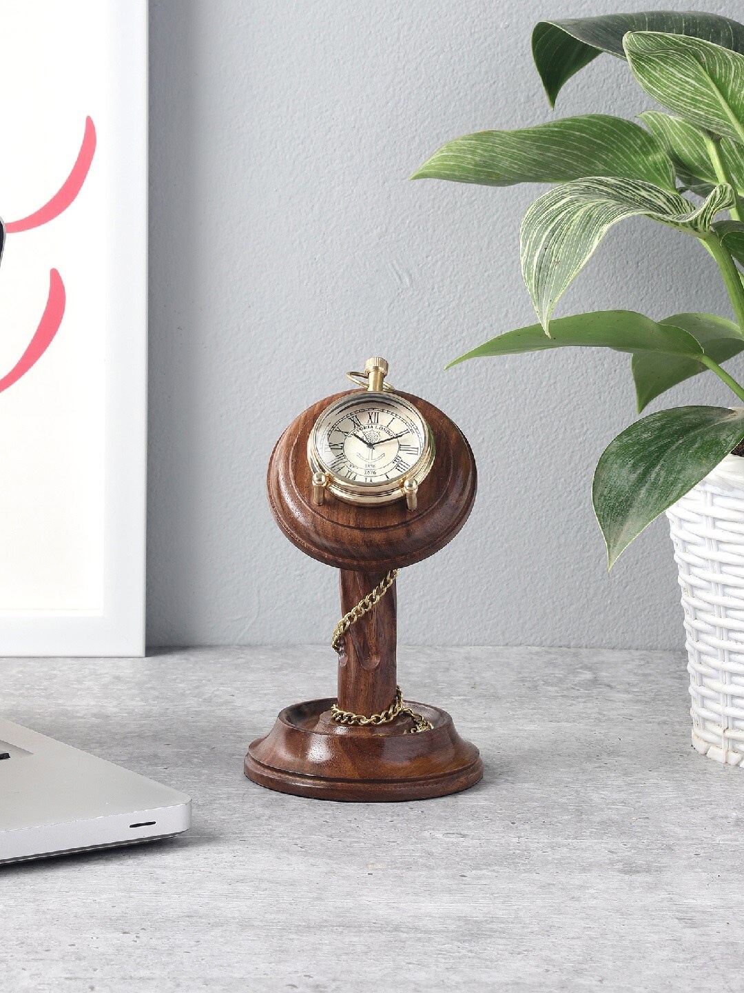 

EXIM DECOR Brown & Gold-Toned Textured Abstract Shaped Vintage Table Clock