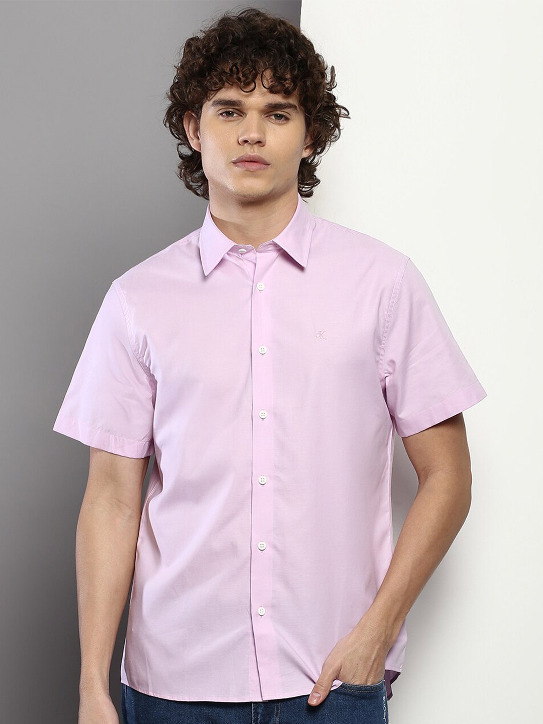 

Calvin Klein Jeans Spread Collar Cotton Casual Shirt, Pink