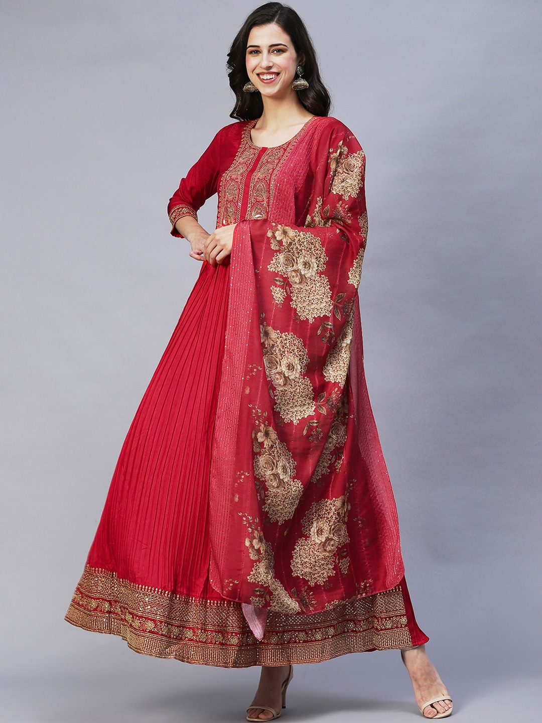 

INDYES Ethnic Motifs Embroidered Sequined Anarkali Kurta, Red