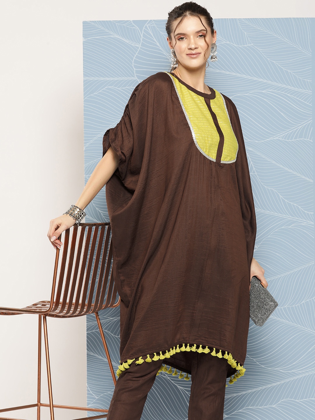 

Inddus Women Yoke Design Kaftan Kurta With Trousers, Brown
