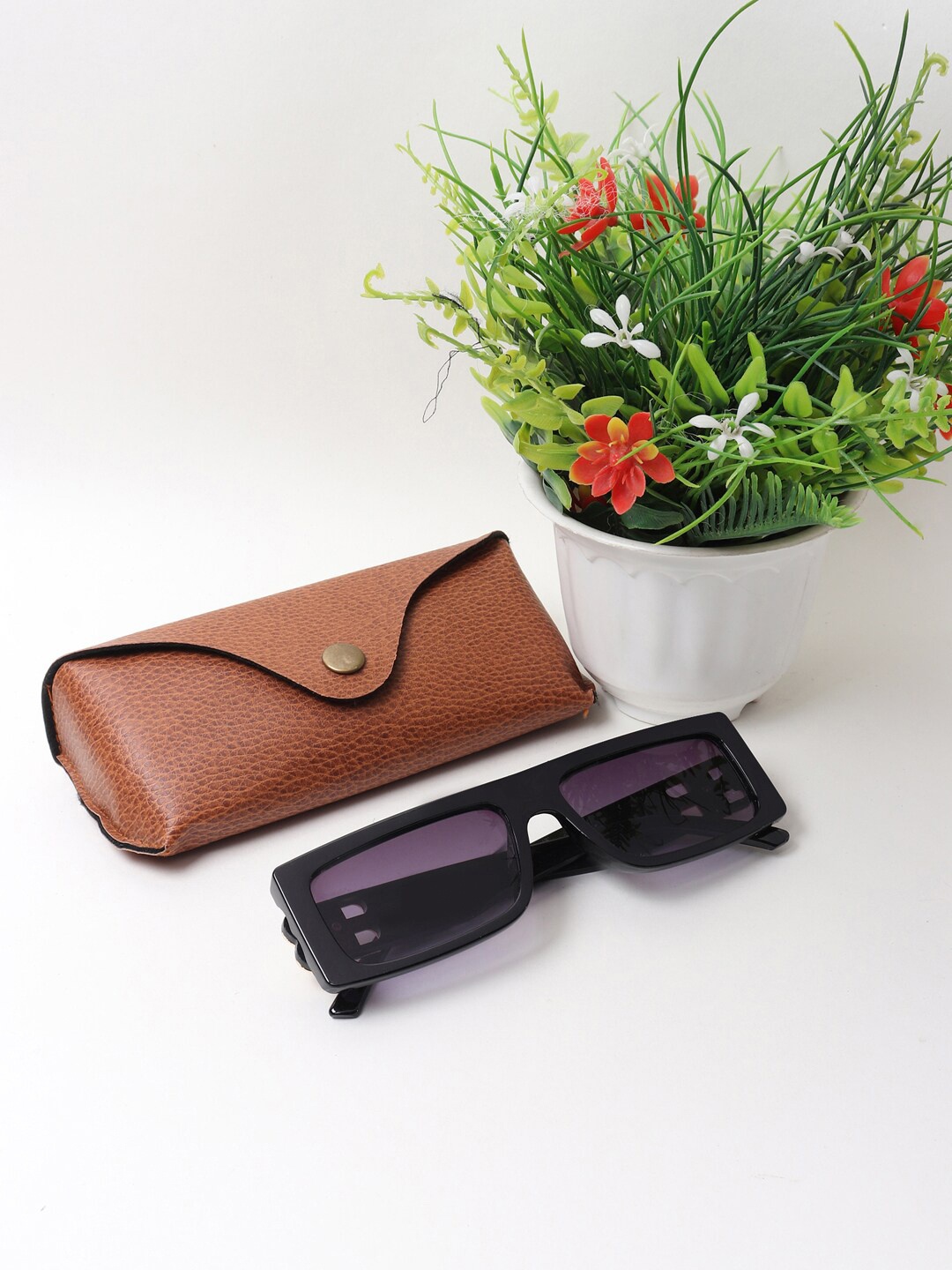 

EPICINK hob Rectangle Sunglasses with UV Protected Lens EPSG-10884-01, Black