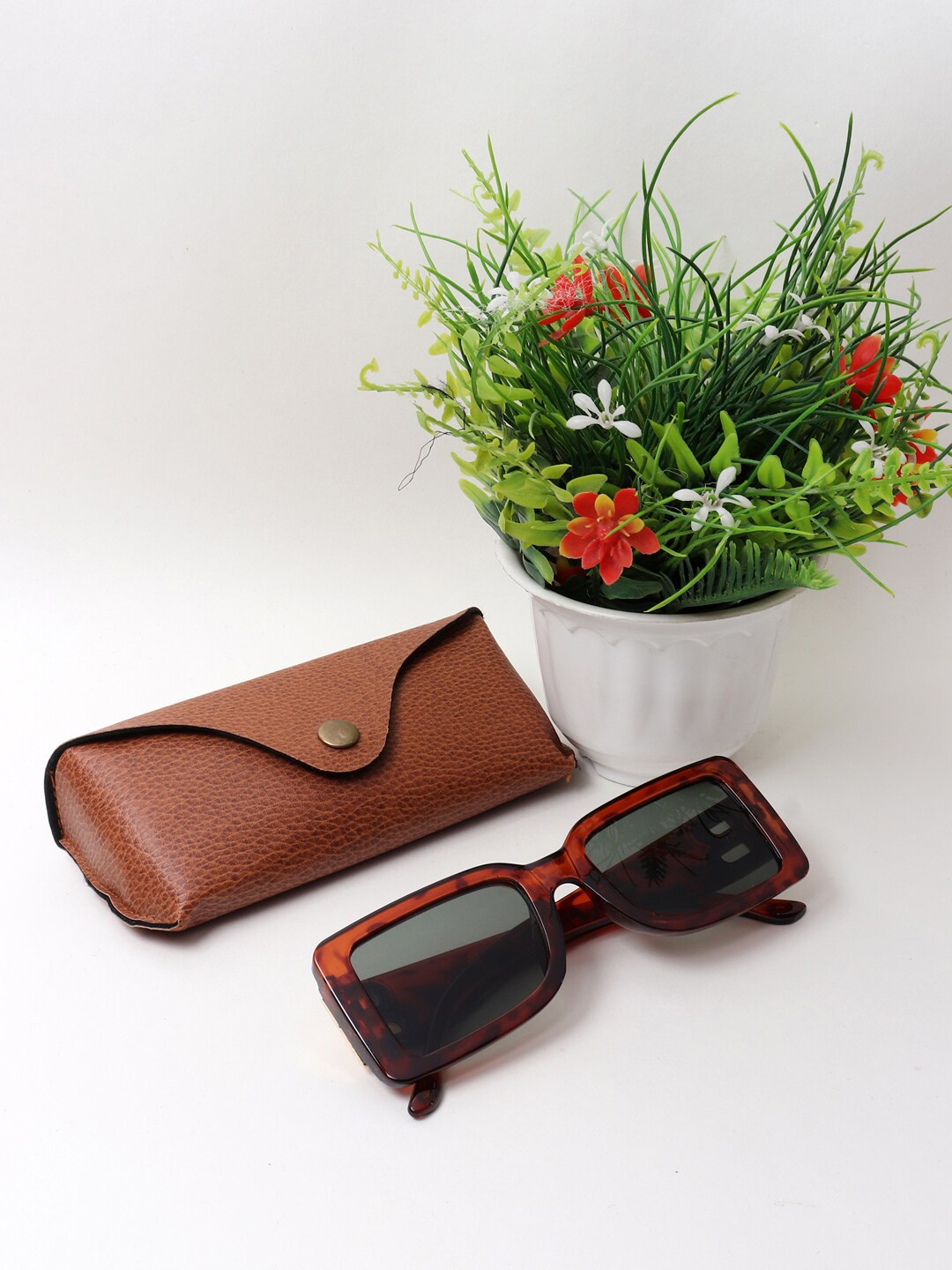 

EPICINK hob Wayfarer Sunglasses with UV Protected Lens EPSG-10883-01, Brown
