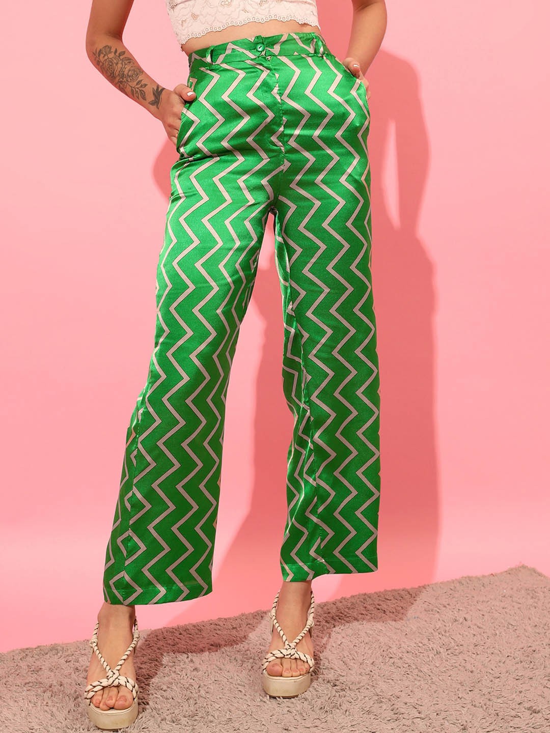 

STREET 9 Women Mid Rise Printed Loose Fit Trousers, Green