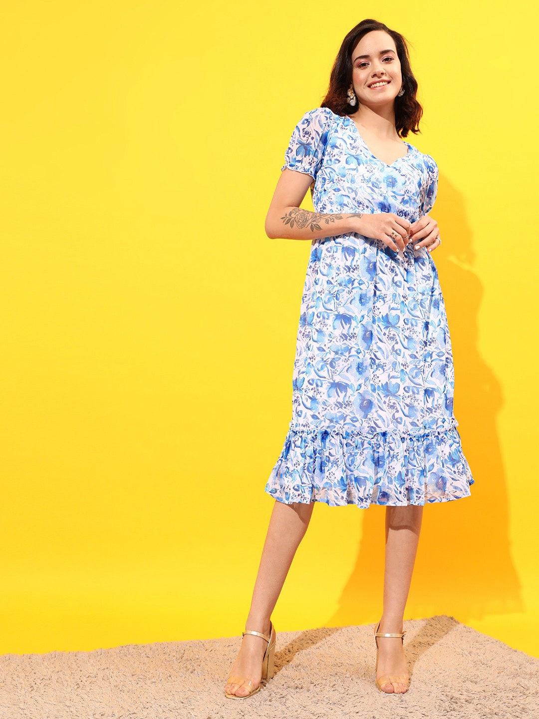 

STREET 9 Floral Printed V Neck Puff Sleeves Dress, Blue