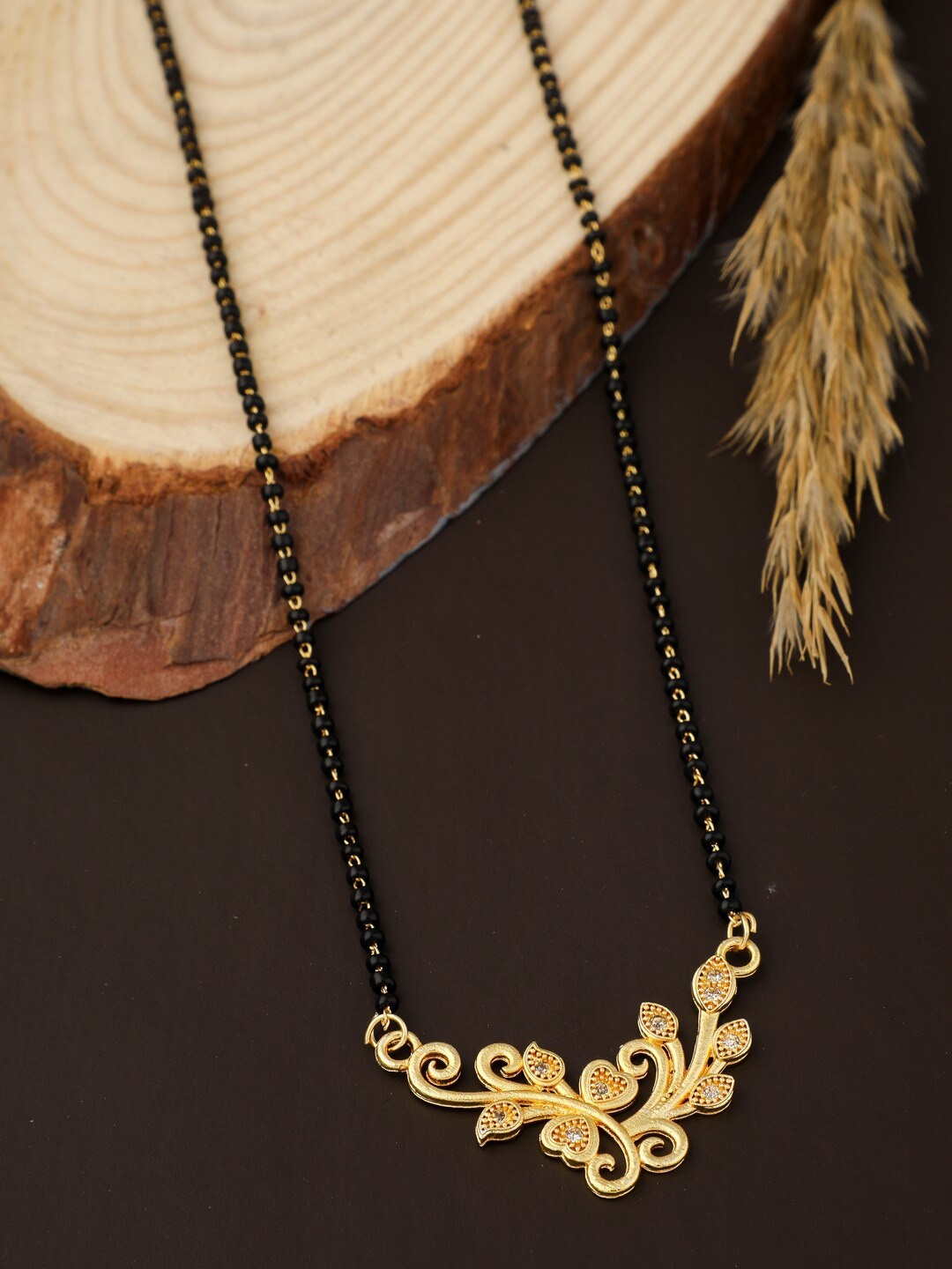 

Vita Bella Gold-Plated Stone-Studded & Beaded Mangalsutra