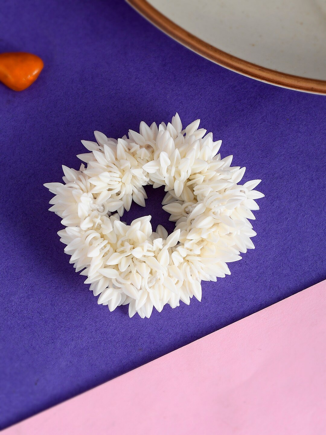 

Sanjog Women Floral Shaped Scrunchie Gajra Hair Accessories, White