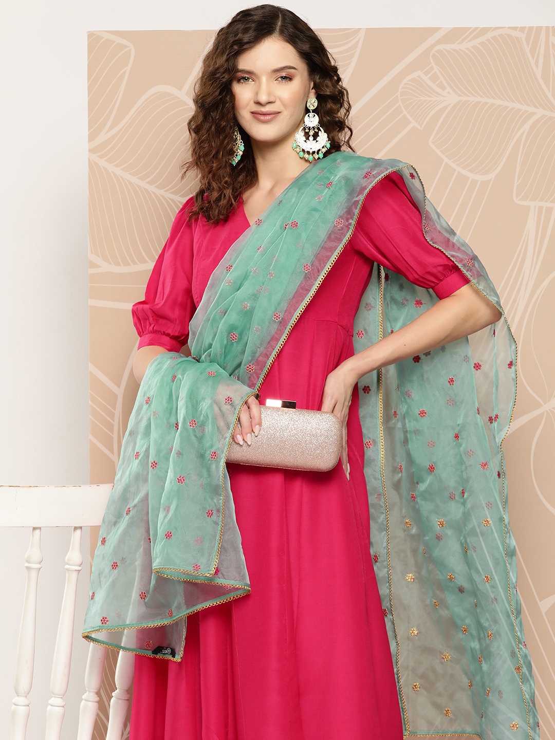 

Inddus Kurta With Trousers & With Dupatta, Pink