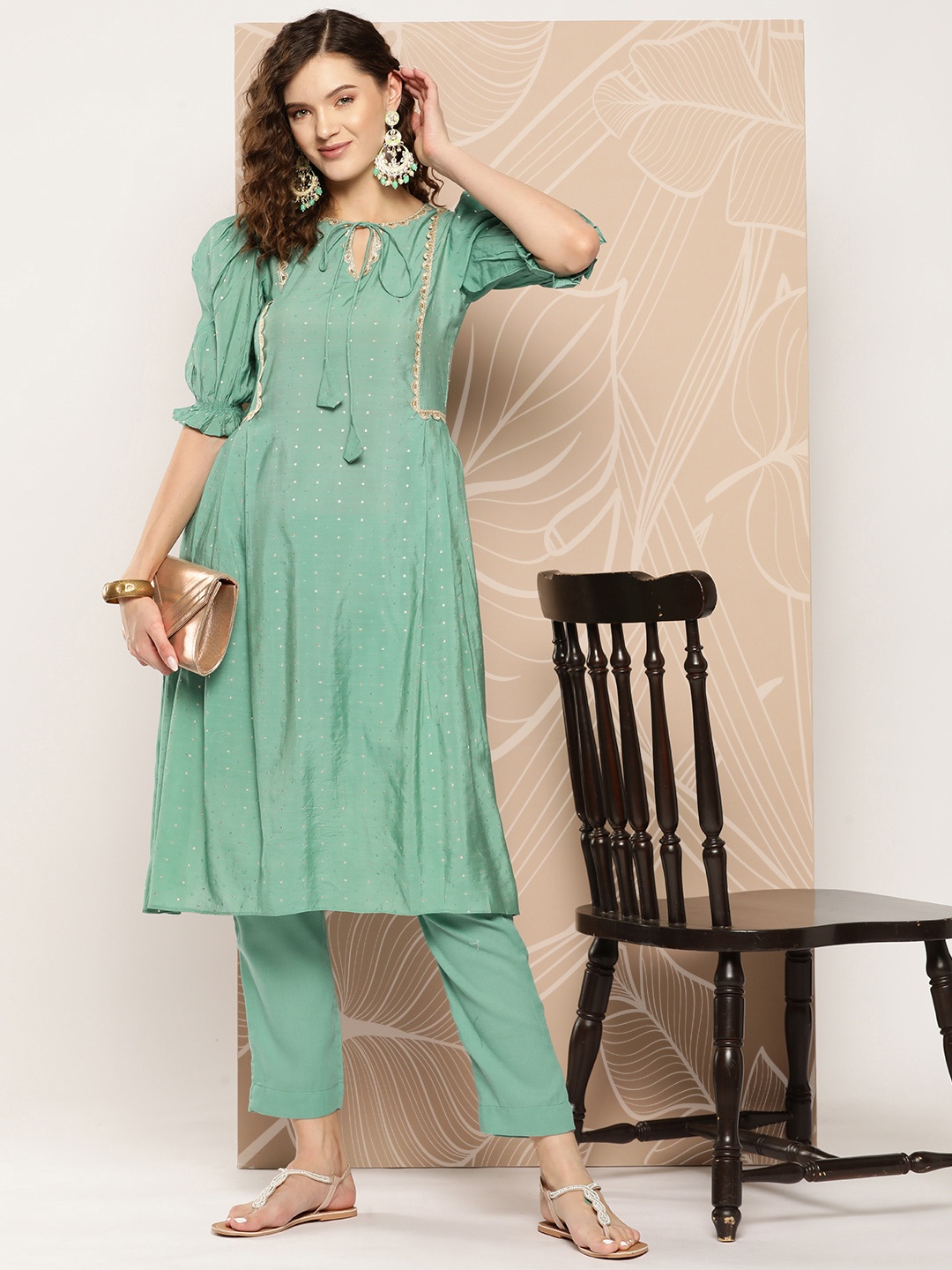 

Inddus Chanderi Cotton Kurta With Trousers, Green