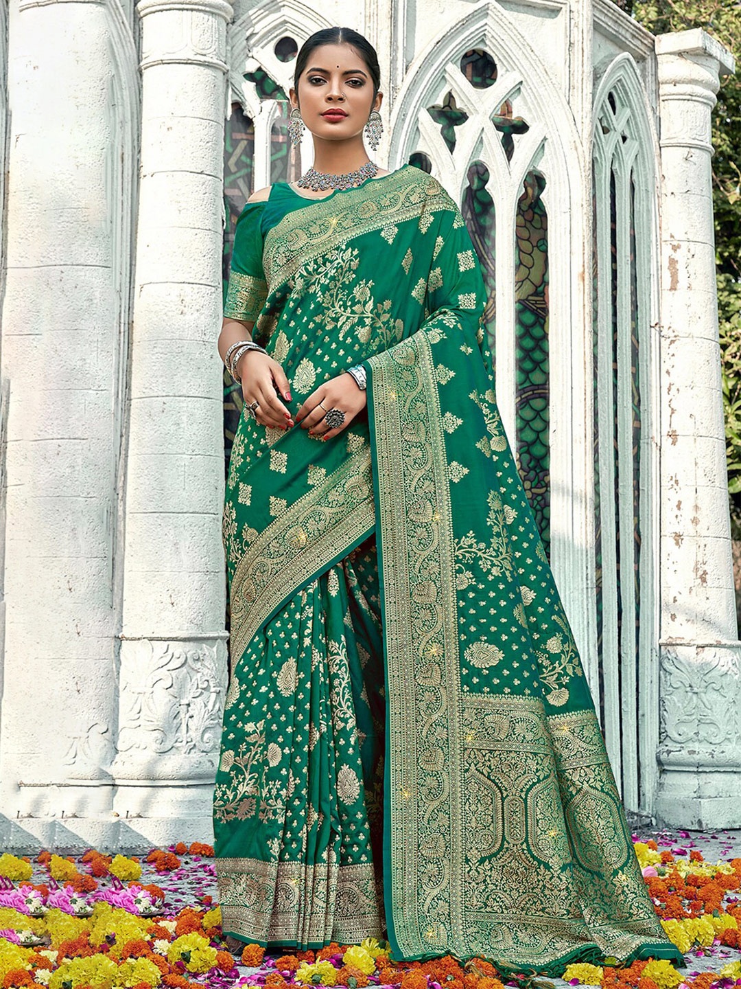 

SANGAM PRINTS Ethnic Motifs Woven Design Zari Pure Silk Banarasi Saree, Green