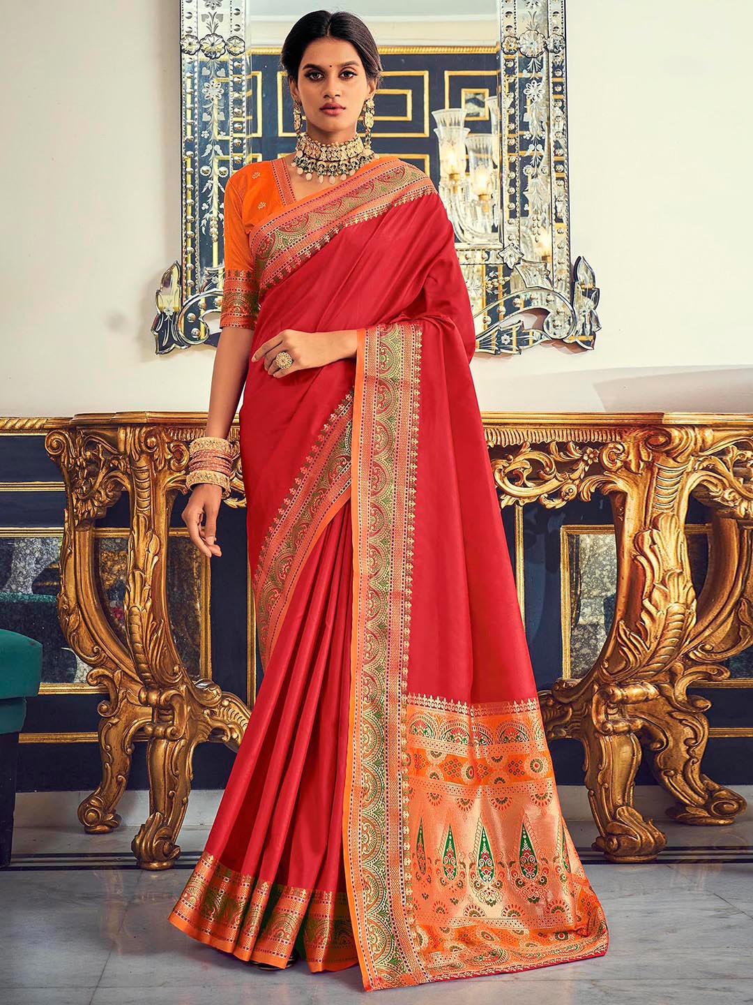 

Satrani Ethnic Motifs Woven Design Zari Saree, Red