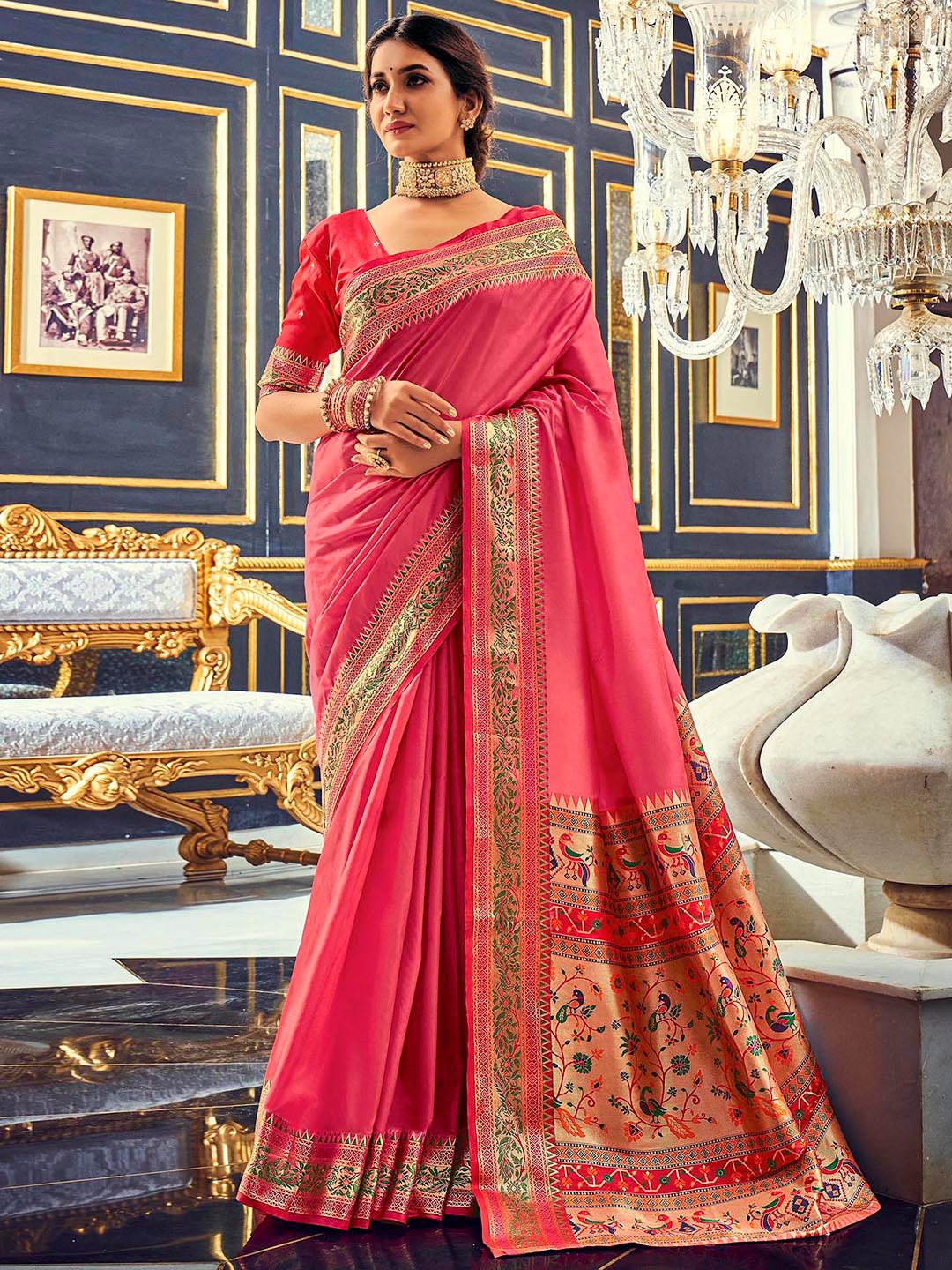 

Satrani Ethnic Motifs Woven Design Zari Saree, Pink