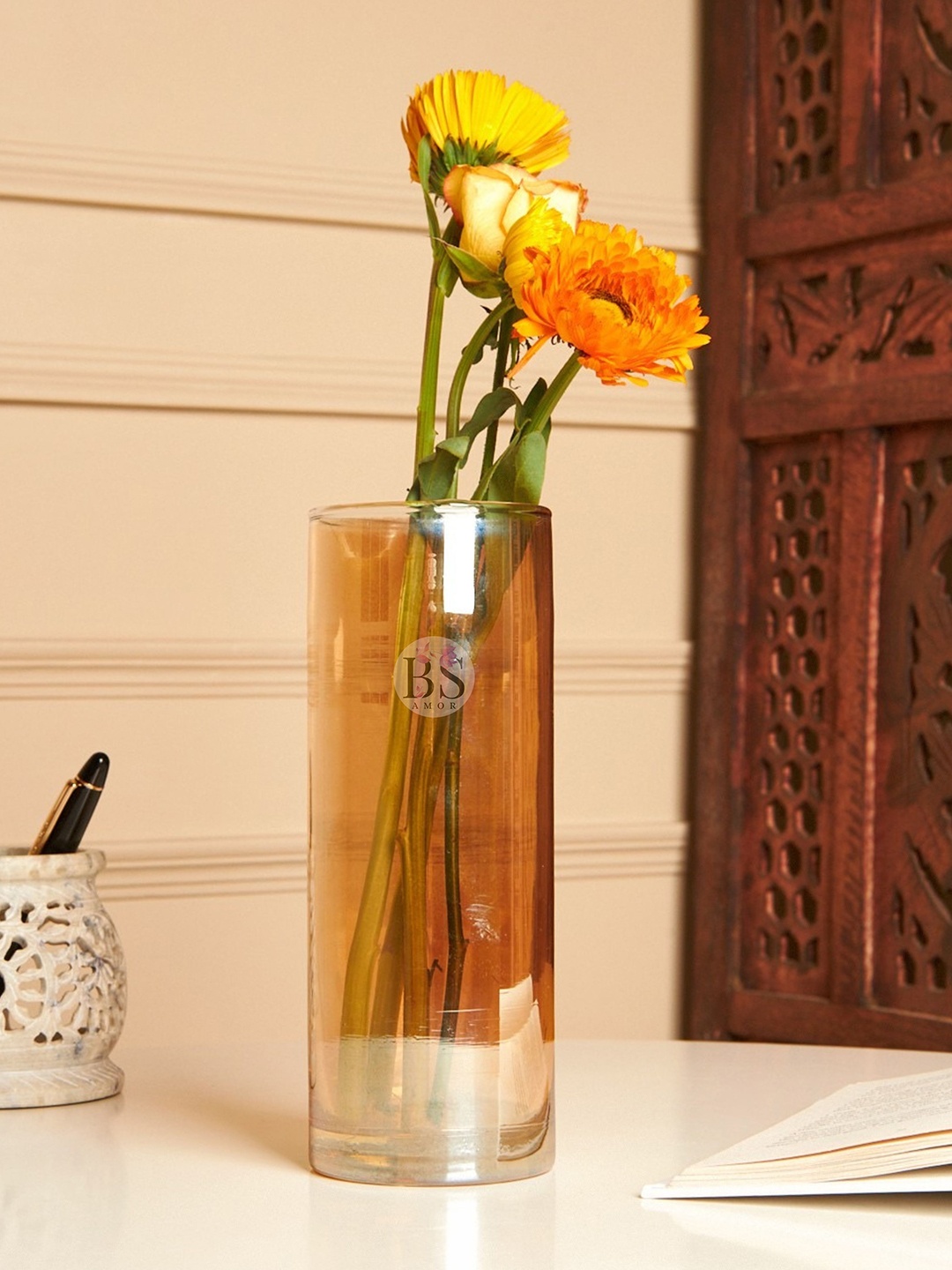 

BS AMOR Set Of 2 Beige Cylindrical Glass Flower Vase