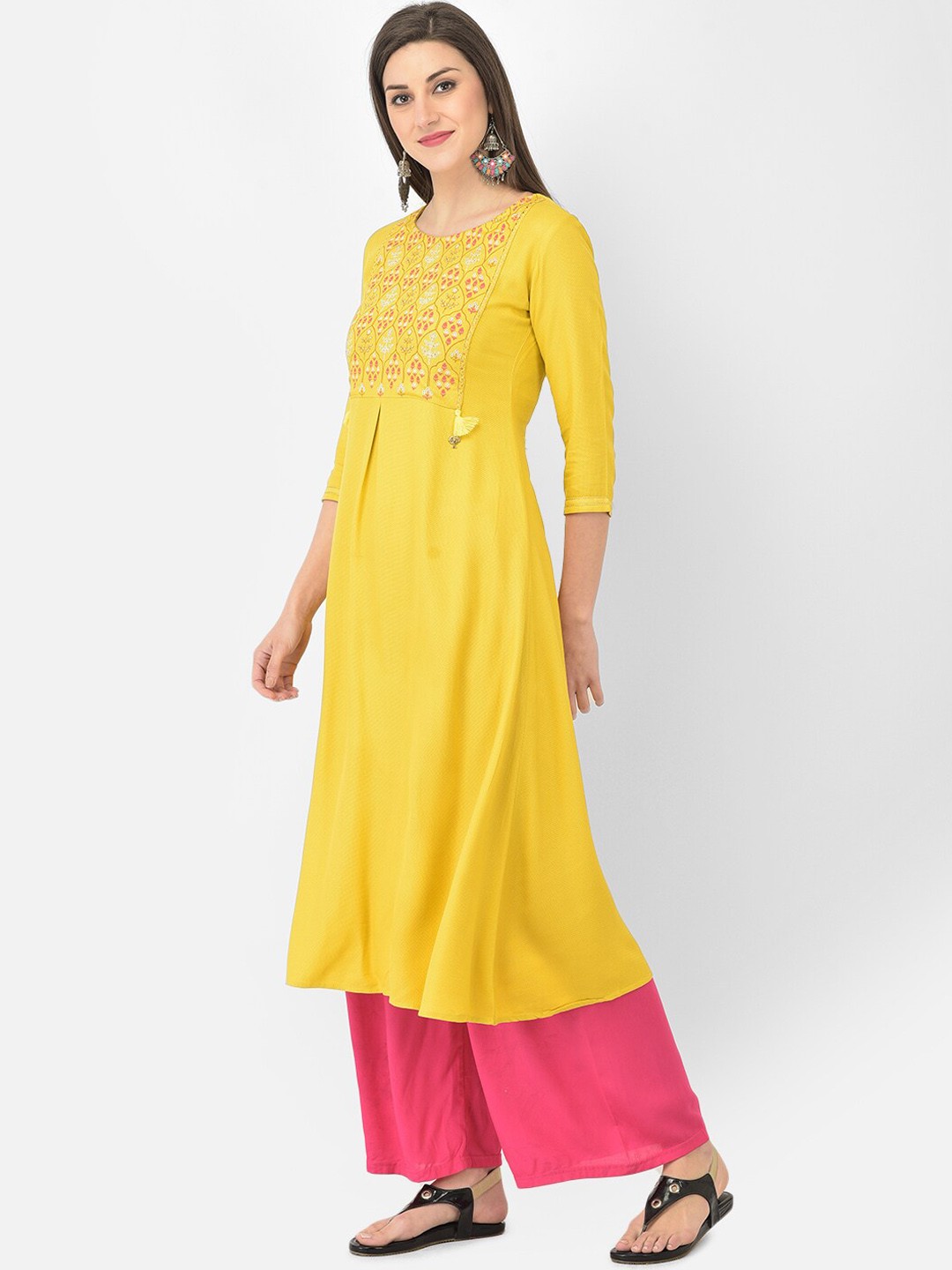 

Span Floral Embroidered Cotton Kurta, Yellow