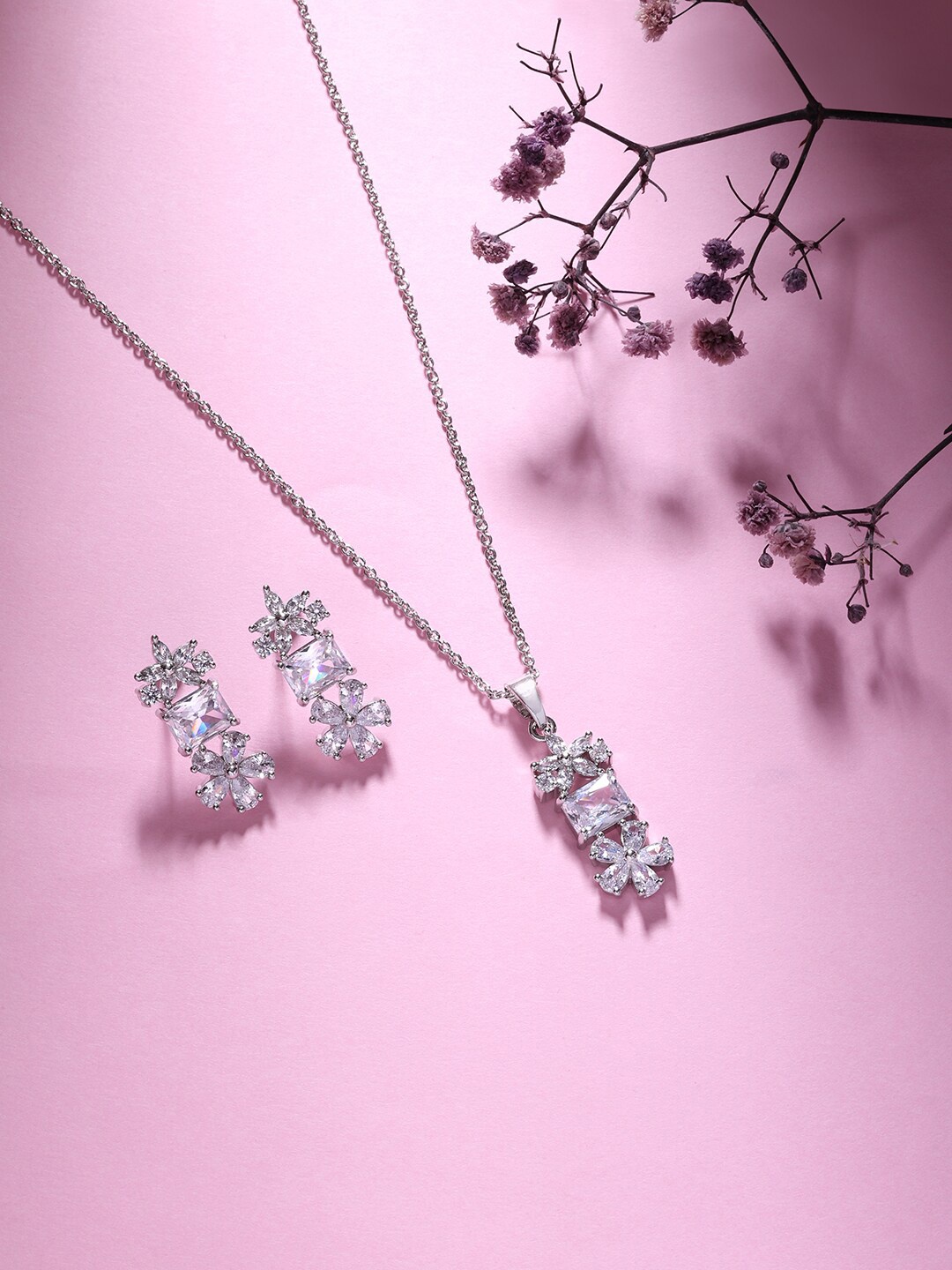 

HOT AND BOLD Silver-Plated Cubic Zirconia-Studded Jewellery Set, White