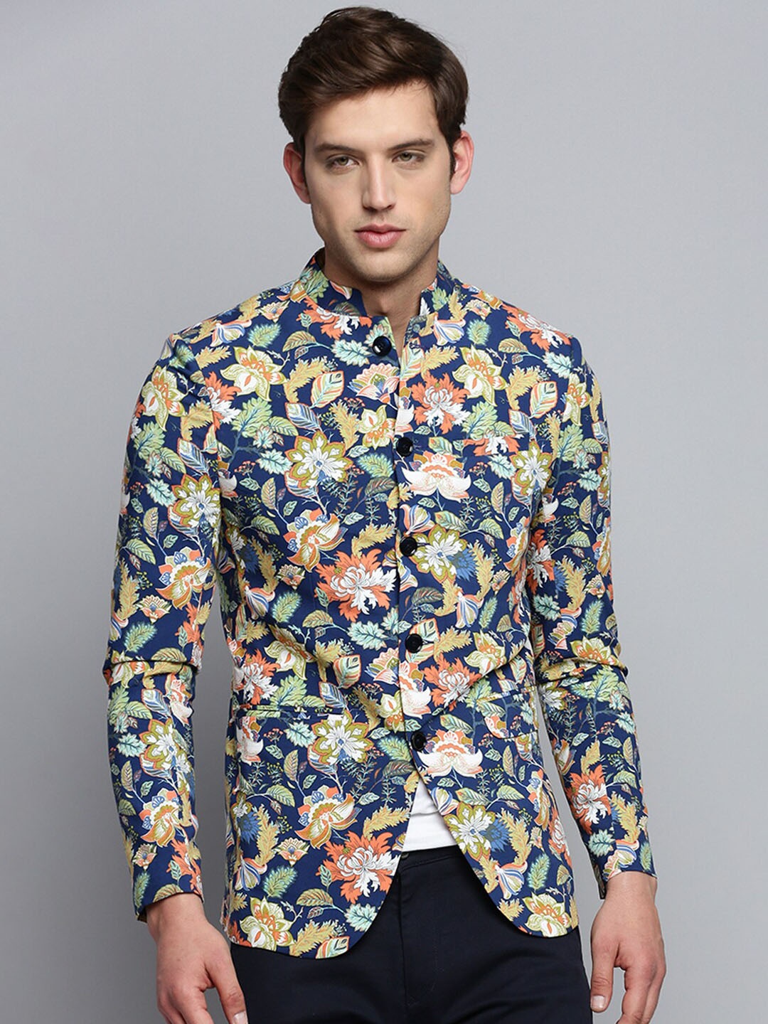 

SHOWOFF Floral Printed Single Breasted Bandhgala Blazer, Blue