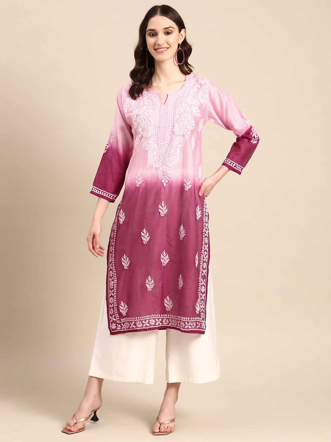 

Saadgi Ethnic Motifs Embroidered Chikankari Pastels Kurta, Burgundy