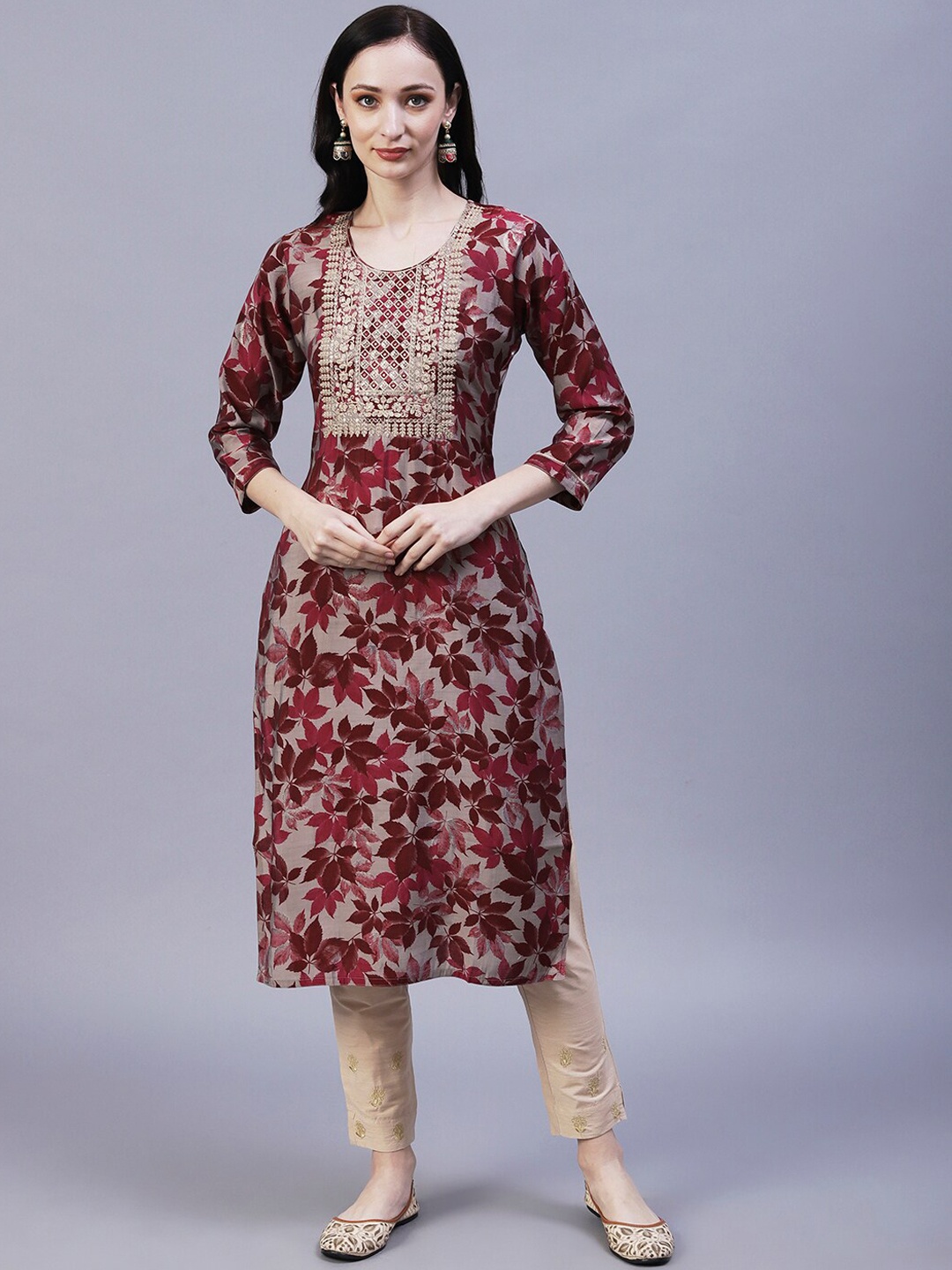 

FASHOR Floral Printed Thread Work Kurta, Maroon