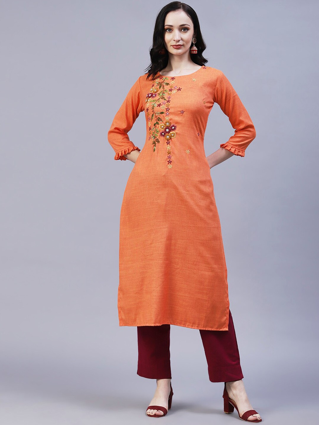 

FASHOR Floral Embroidered Beads And Stoned Work Kurta, Orange