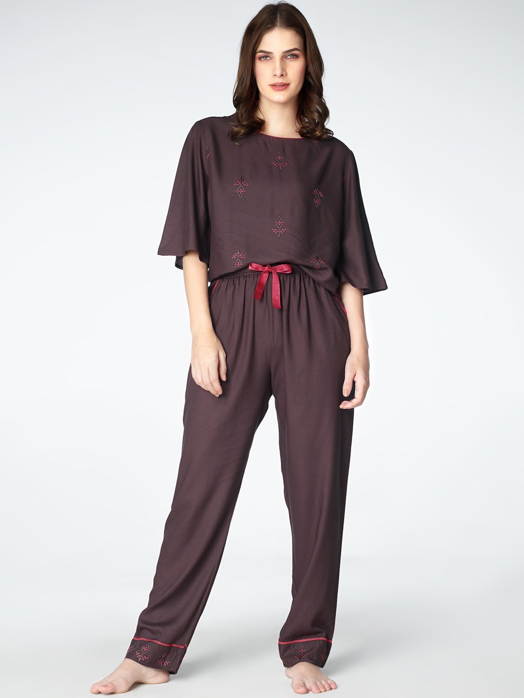 

Zeyo Ethnic Motifs Printed Night Suit, Brown