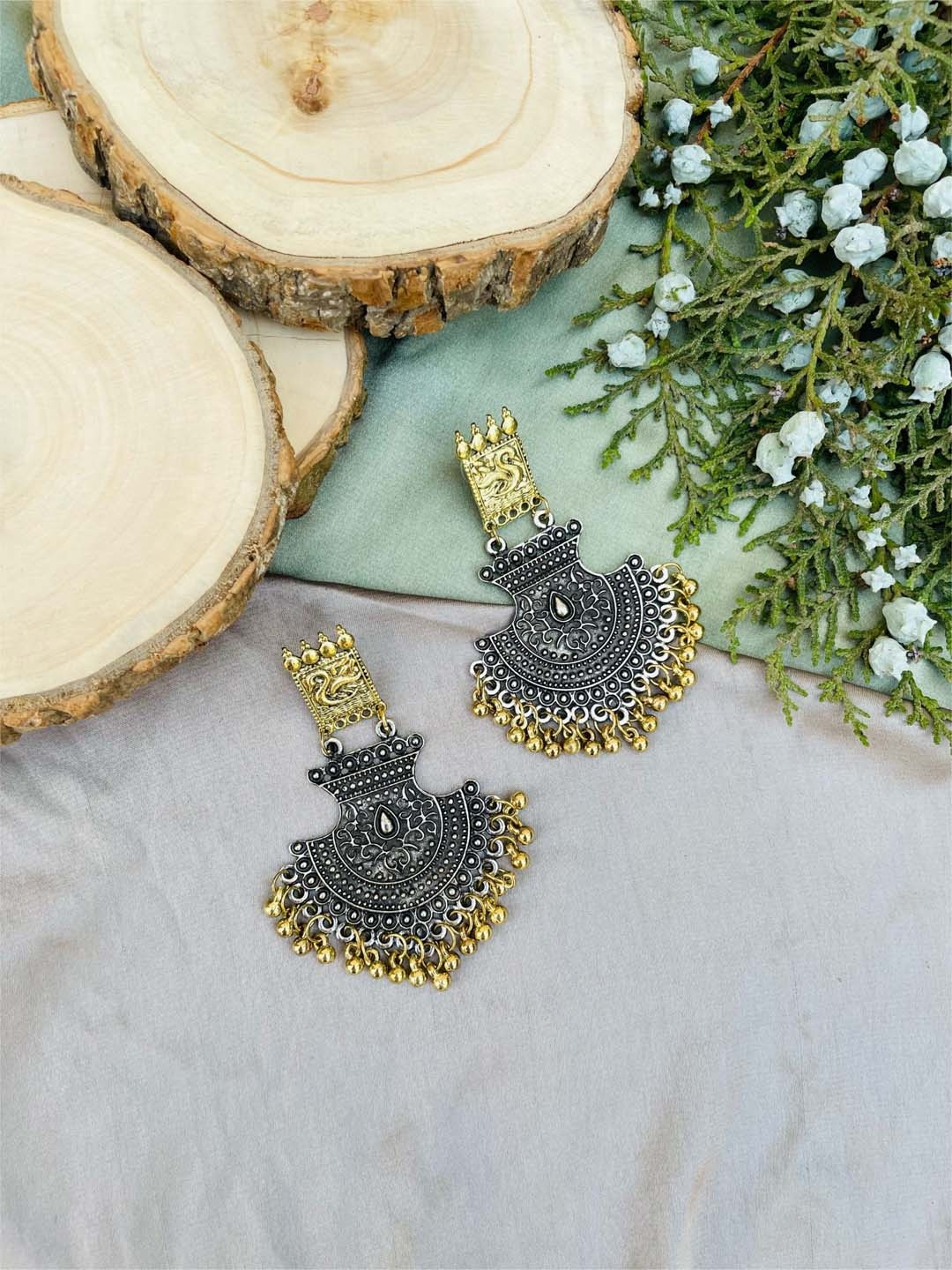 

Krelin Silver-Plated Contemporary Chandbalis Earrings