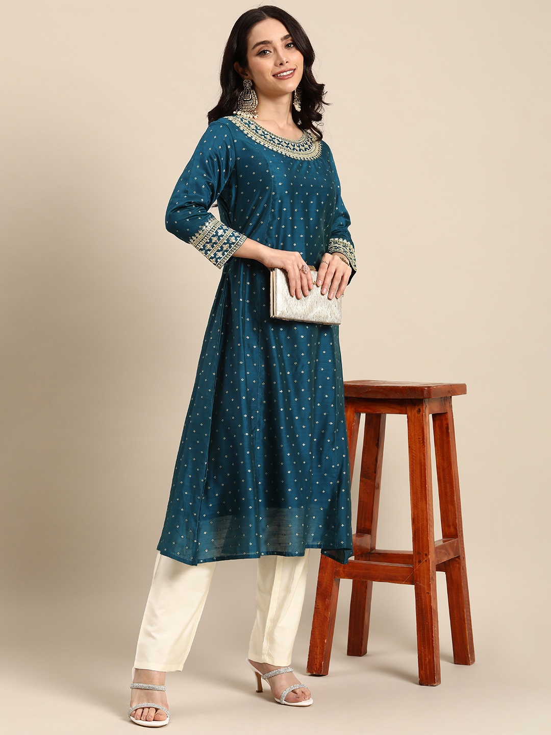 

all about you Ethnic Motifs Embroidered Sequinned Kurta With Trousers, Blue