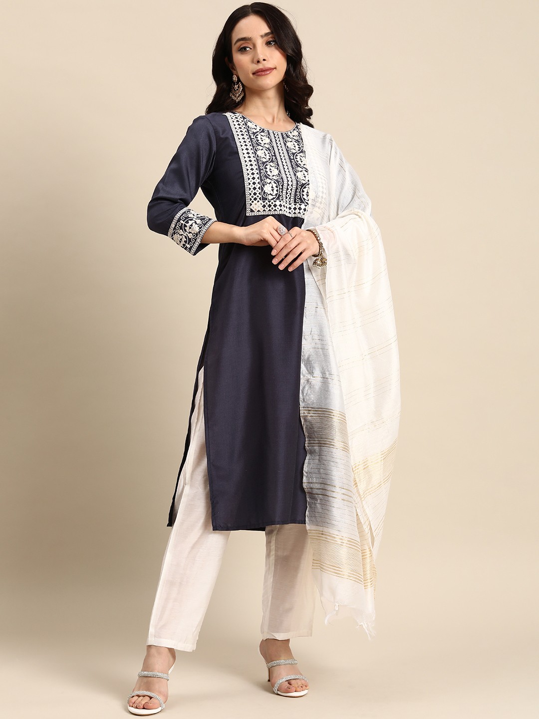 

all about you Women Ethnic Motifs Embroidered Kurta With Trousers & With Dupatta, Grey
