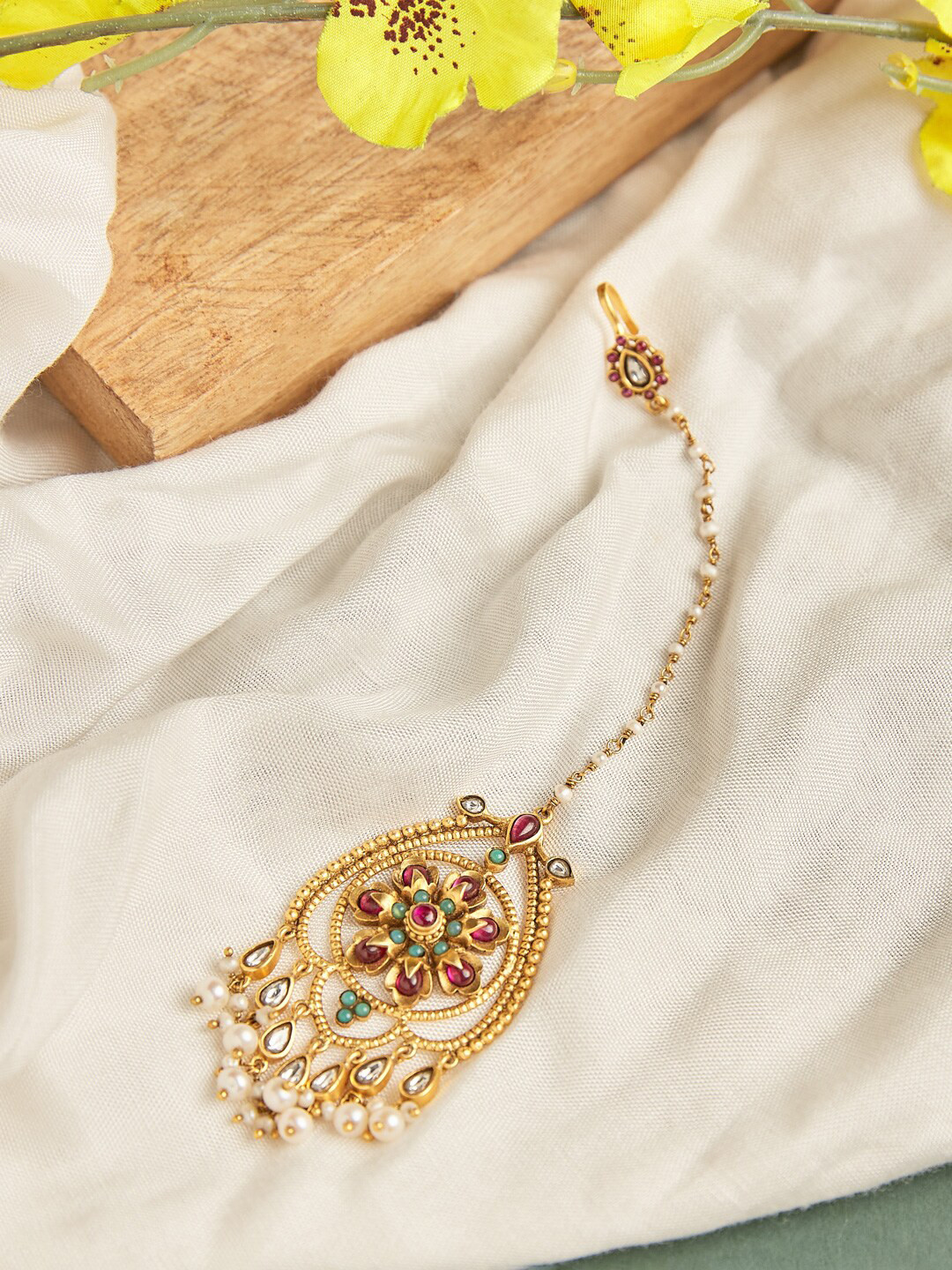 

Fabindia Gold-Plated Stone-Studded & Pearl Beaded Maang Tikka