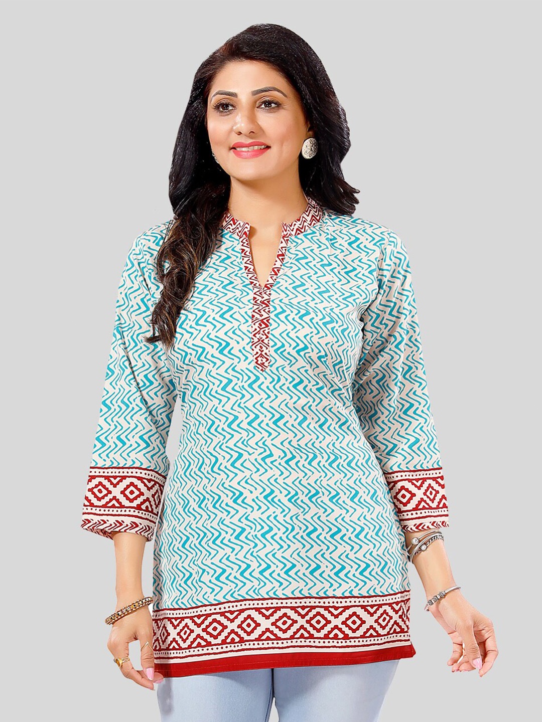 

Saree Swarg Quirky Printed Mandarin Collar Kurti, White