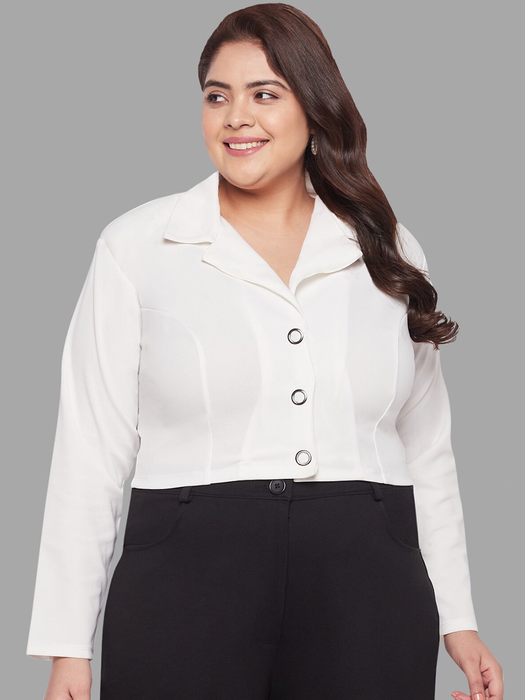 

wild U Plus Size Shirt Style Crop Top, White