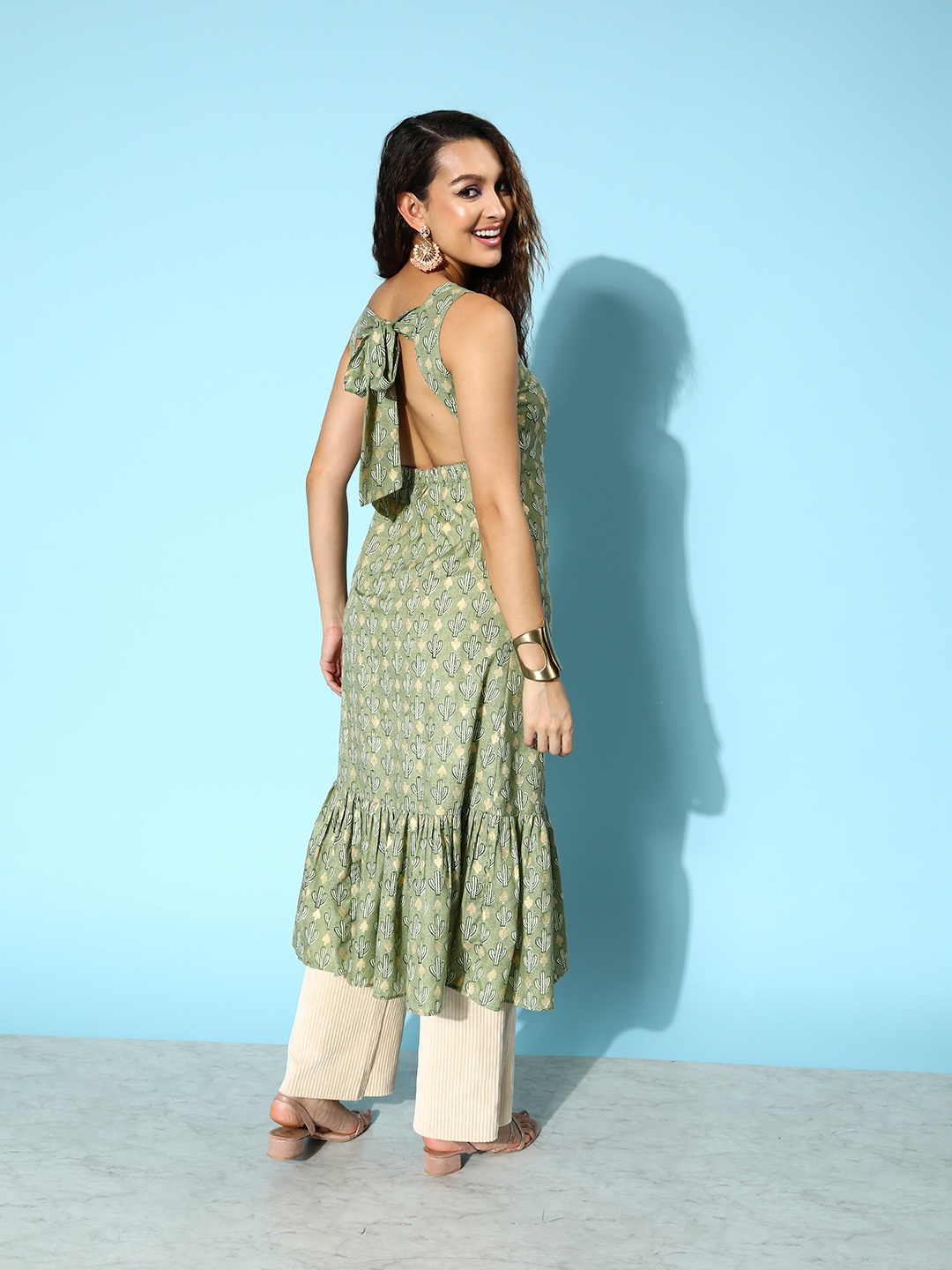 

SKYLEE Floral Printed Floral Kurta, Green