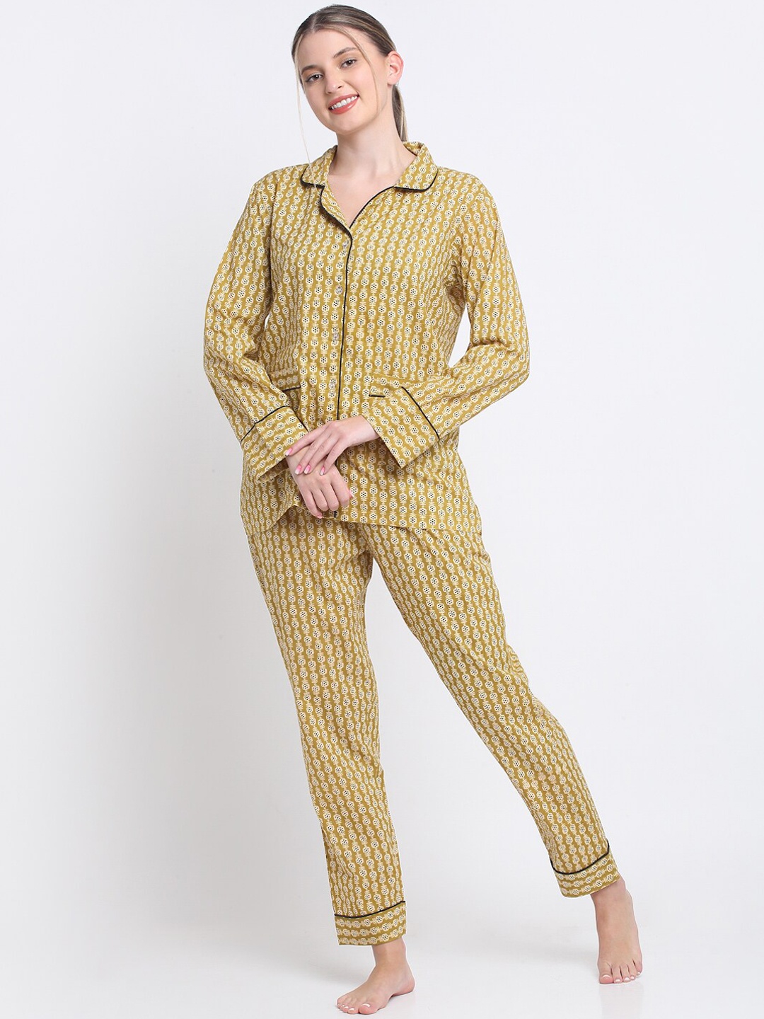

KALINI Floral Printed Night Suit, Beige