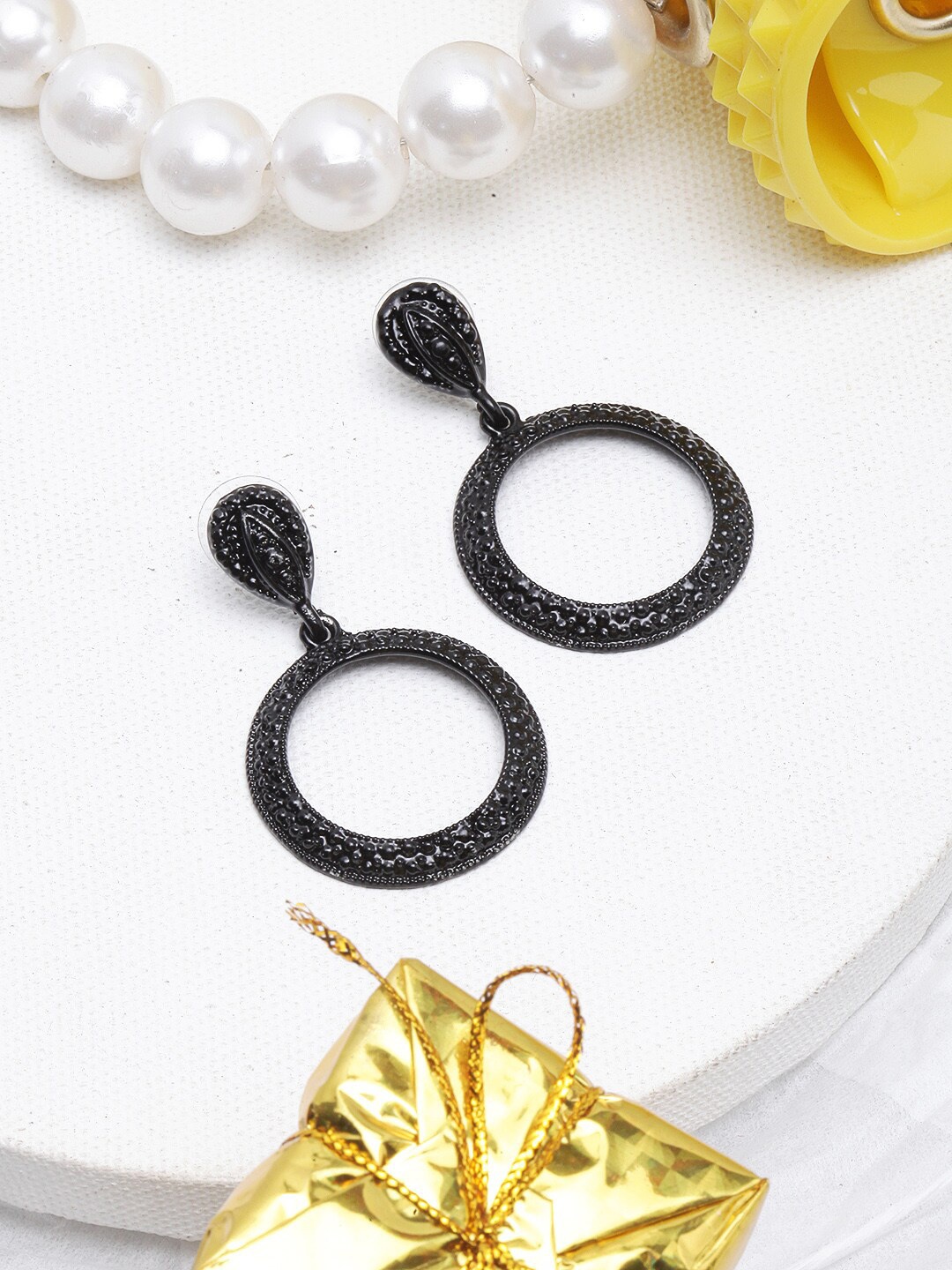 

Awadhi Contemporary Drop Earrings, Black