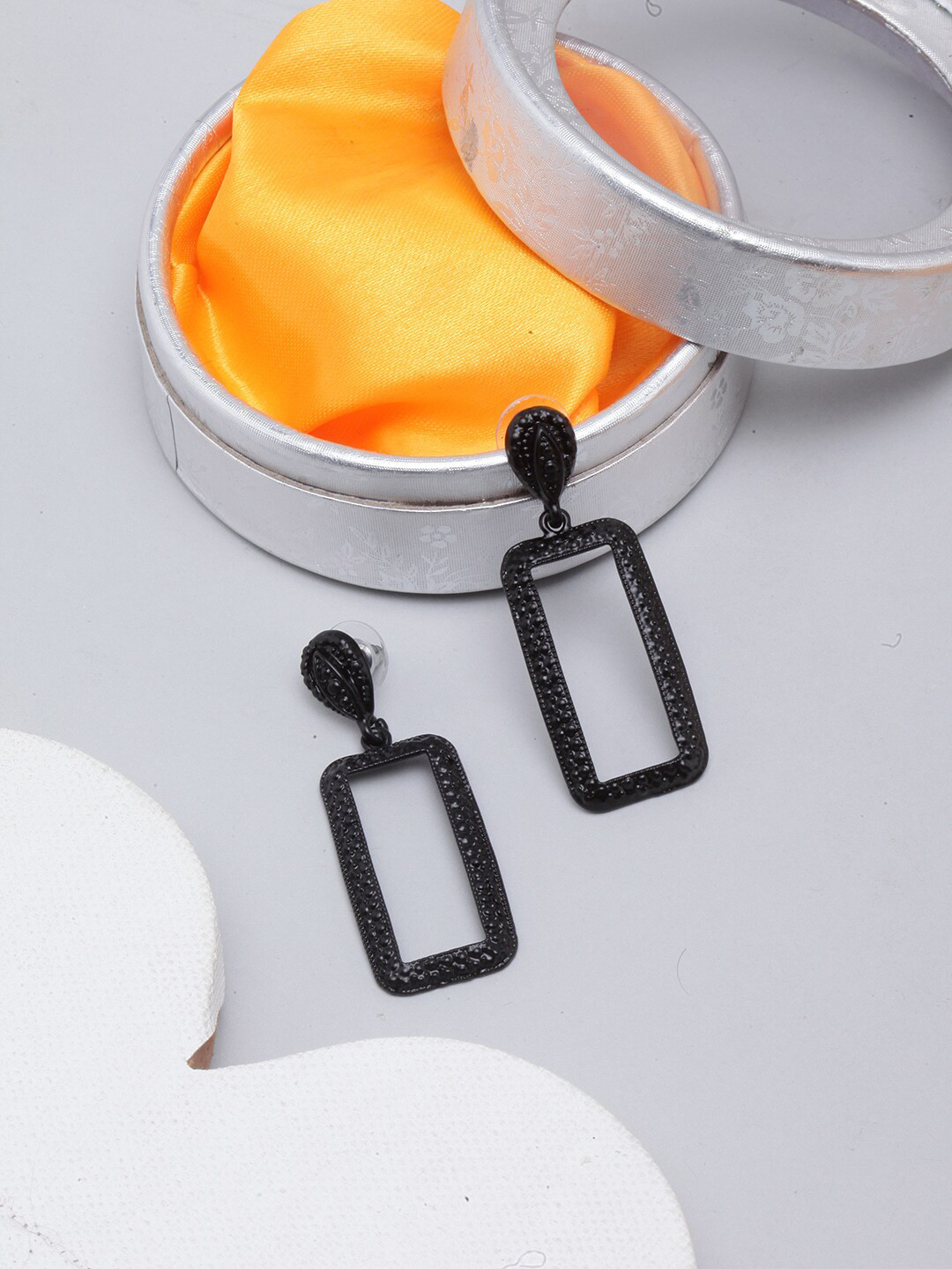 

Awadhi Contemporary Drop Earrings, Black