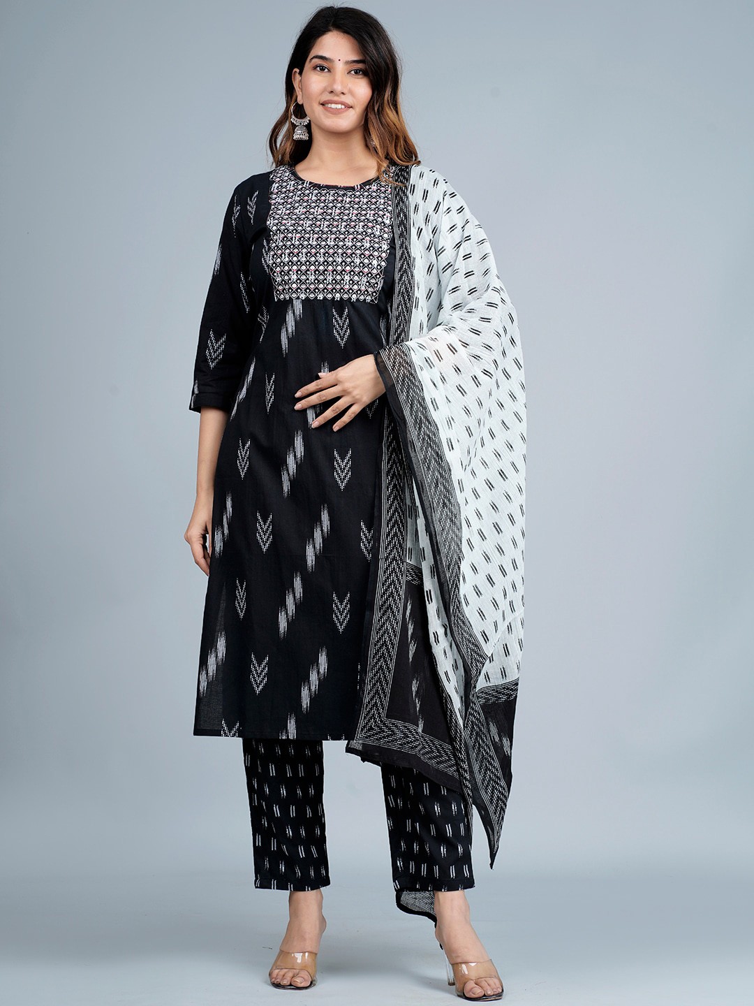 

KALINI Floral Printed Sequinned Kurta With Trousers & Dupatta, Black