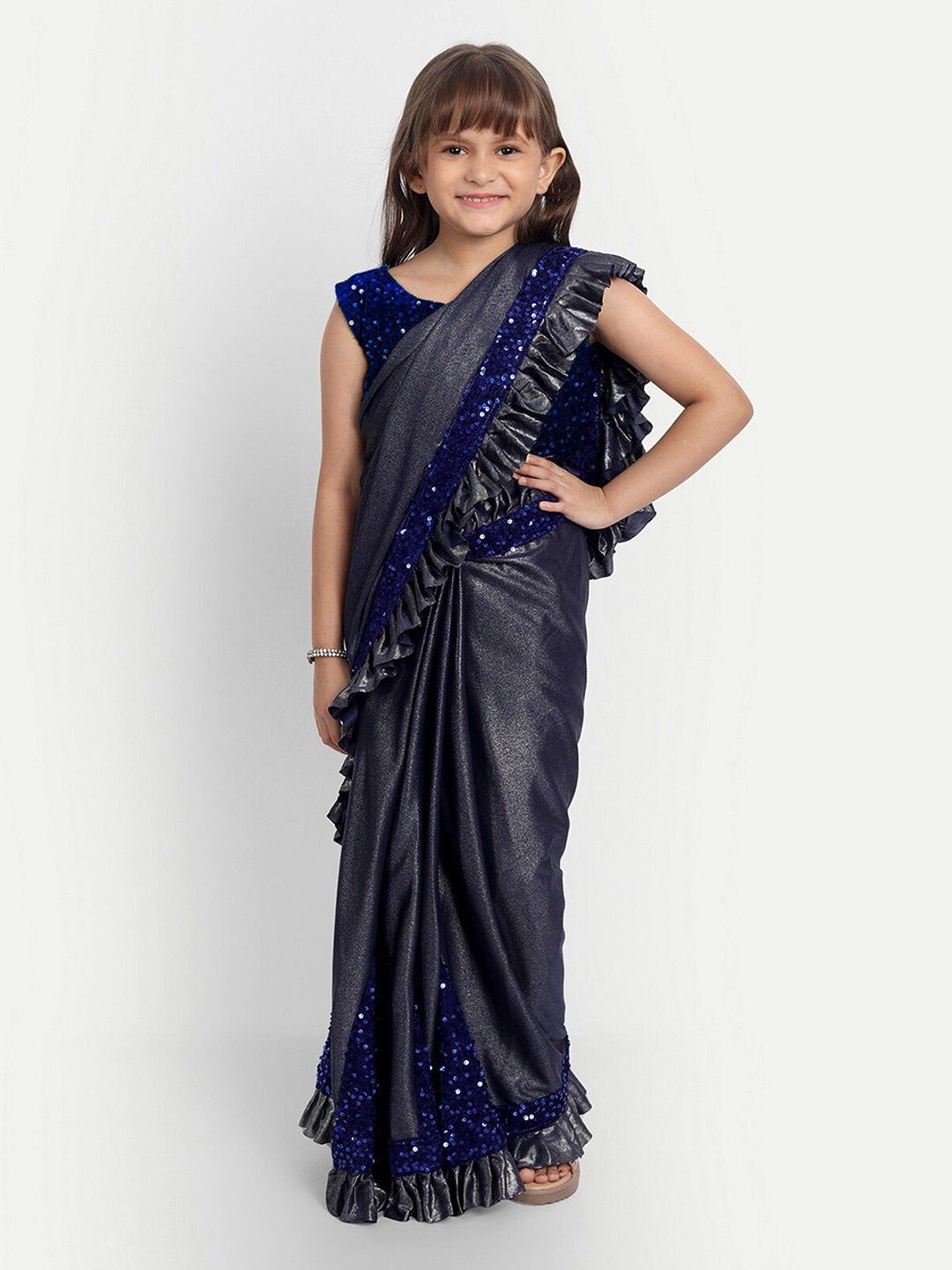 

LOOKS AND LIKES Girls Embellished Ruffles Saree, Grey