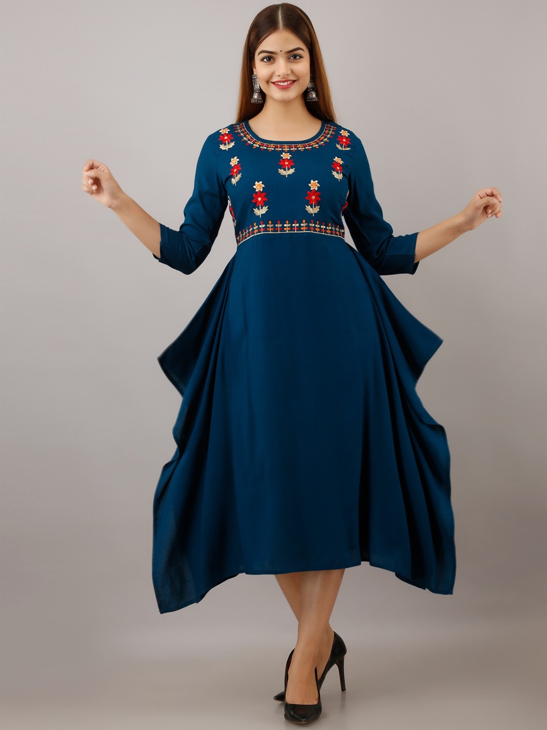 

Women Touch Embroidered Detail Midi Dress, Teal