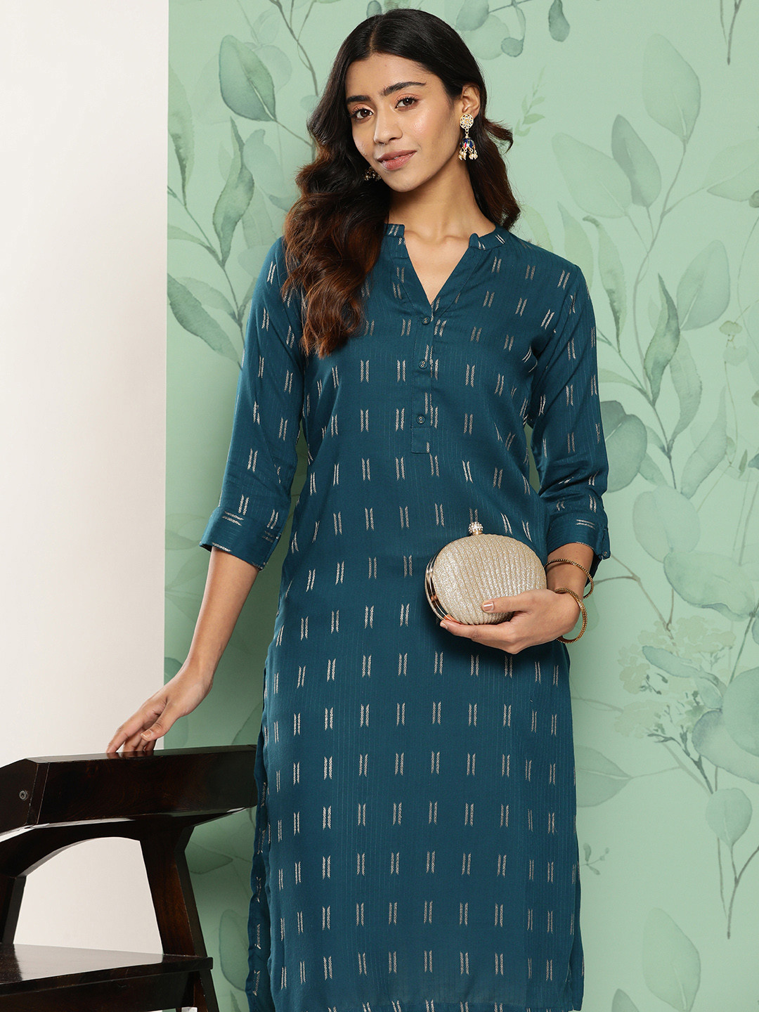 

Libas Geometric Straight Kurta, Navy blue