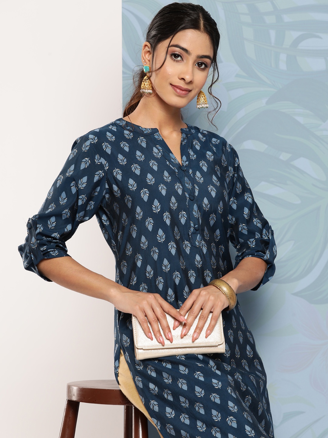 

Libas Ethnic Motifs Printed Silk Blend Kurta, Blue