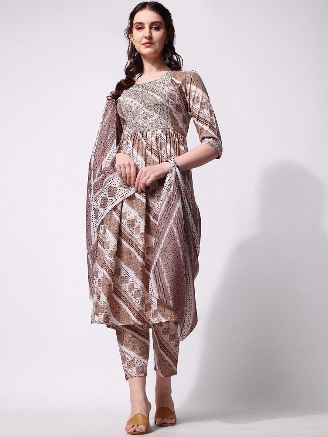 

Berrylicious Printed Thread Work Pure Cotton Kurta with Trousers & Dupatta, Brown