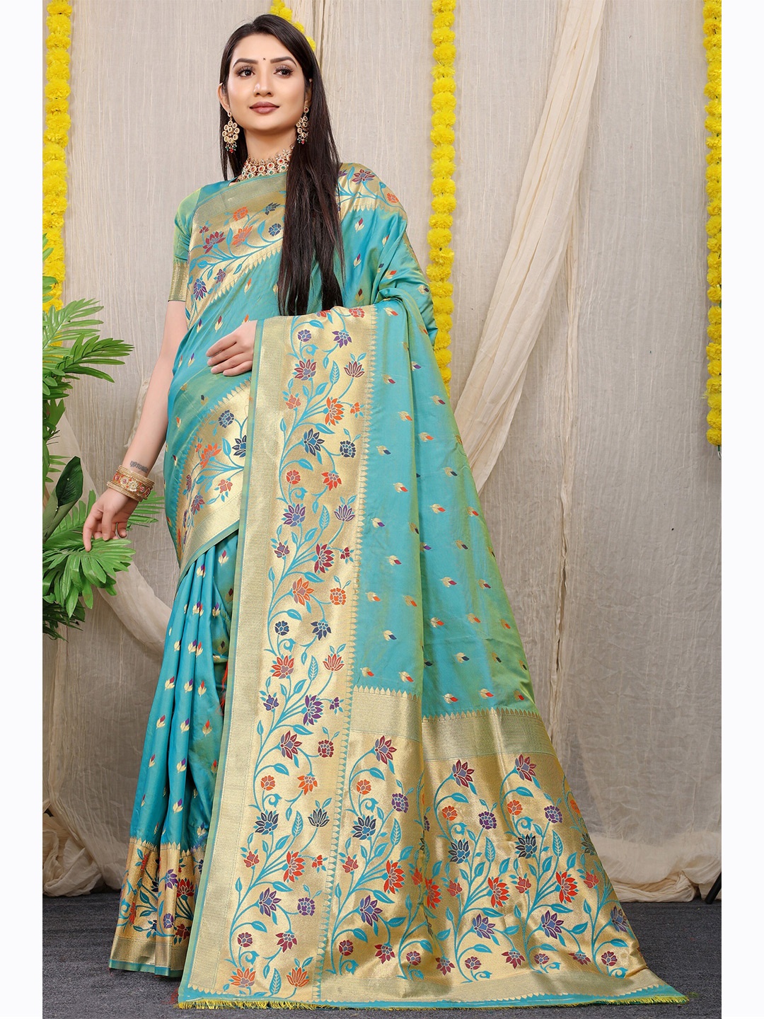 

AVANTIKA FASHION Woven Design Zari Pure Silk Paithani Saree, Turquoise blue
