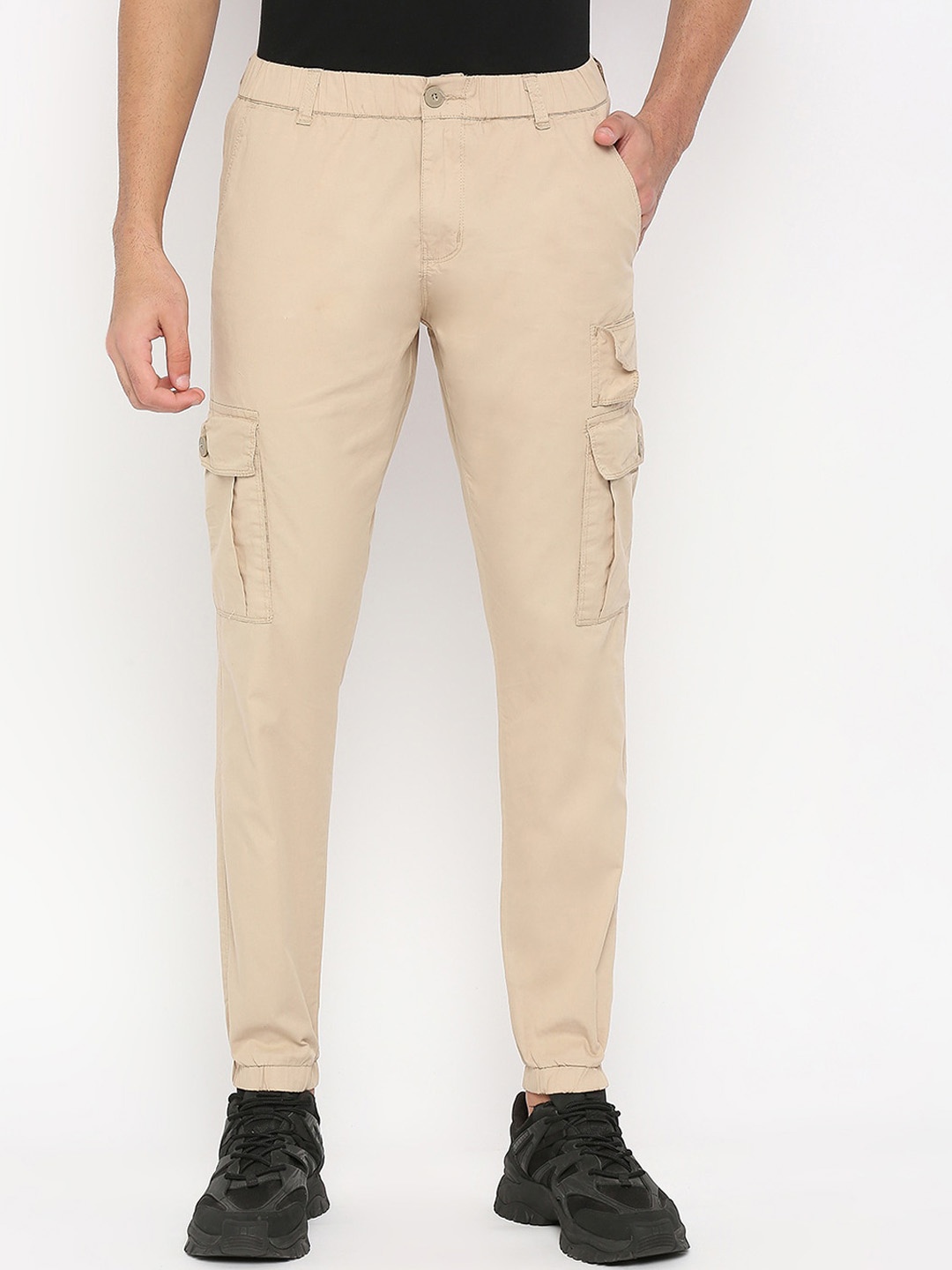 

beevee Men Relaxed Tapered Fit Easy Wash Pure cotton Cargos, Beige