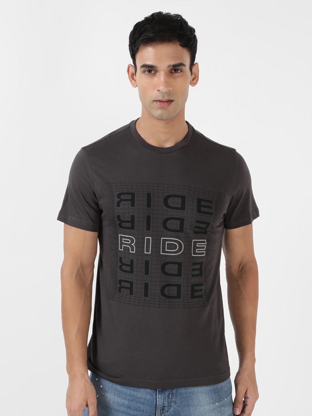 

Wrangler Men Typography Printed Cotton T-shirt, Charcoal