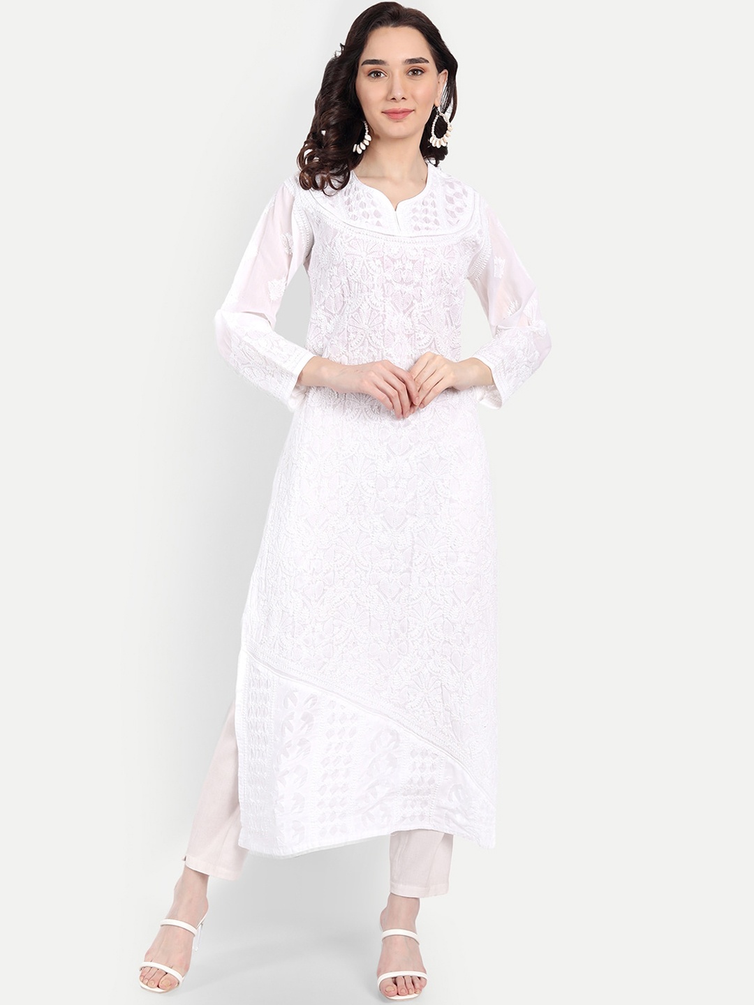 

Indiankala4u Ethnic Motif Embroidered Chikankari Cotton Kurta, White