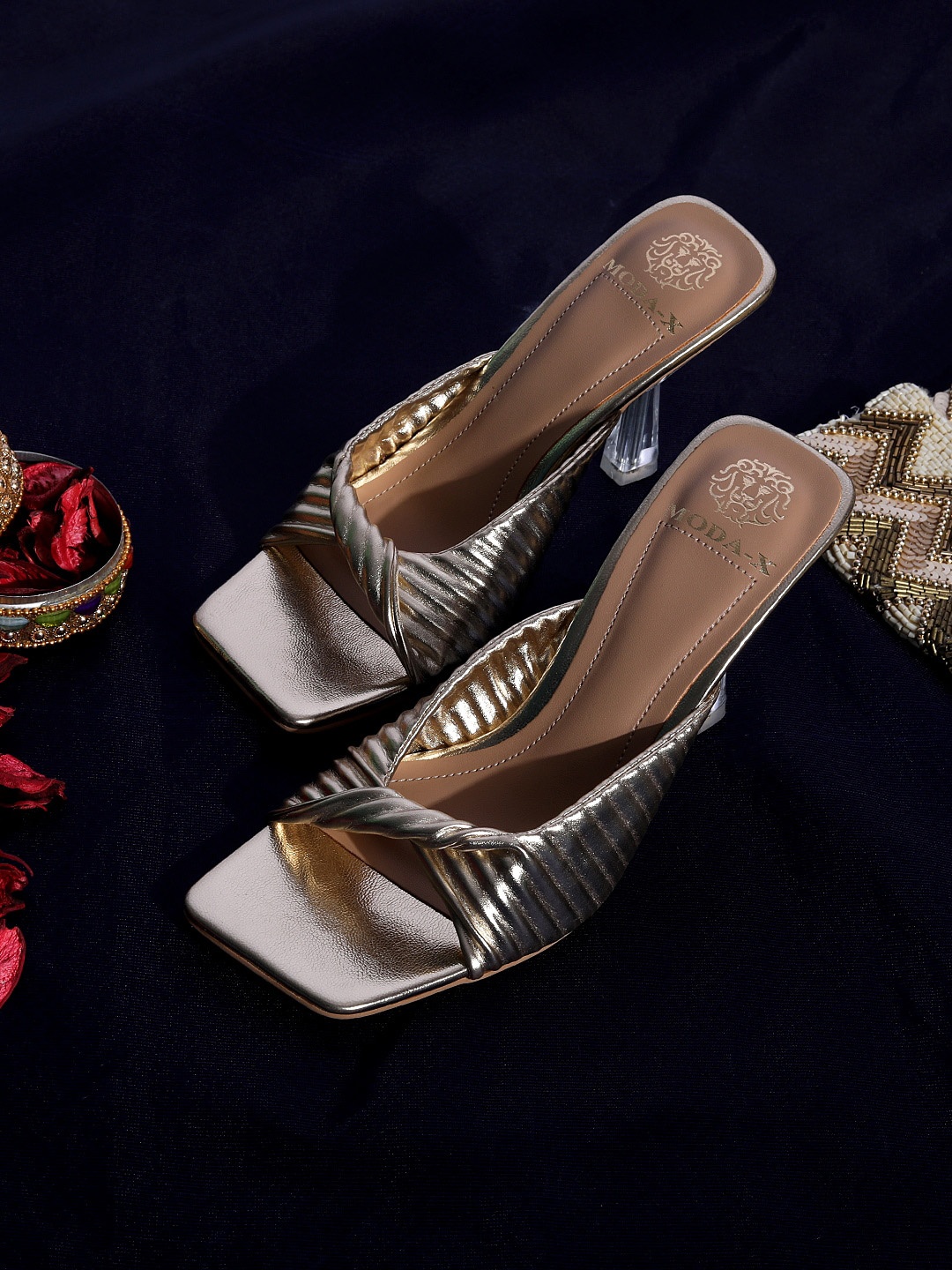 

MODA-X Twisted Open Toe Slim Heels, Gold