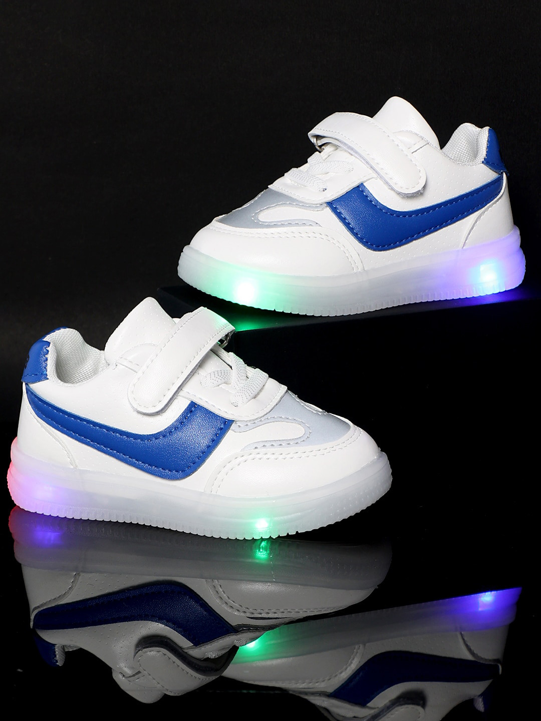 

PASSION PETALS Kids Colourblocked LED Lightweight Sneakers, White