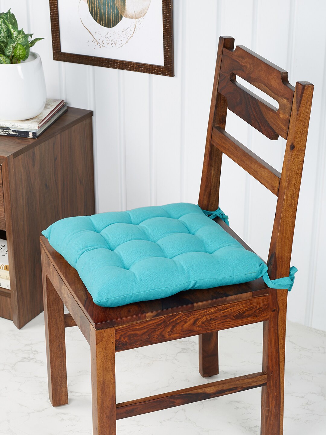 

HomeTown Fiesta Turquoise Blue 9-Tucks Pure Cotton Reversible Chair Pad