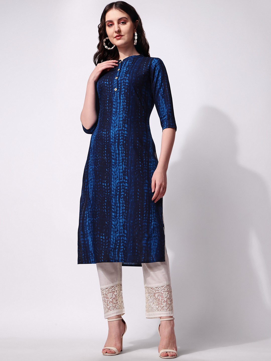 

Berrylicious Abstract Dyed Band Collar Shibori Kurta, Navy blue