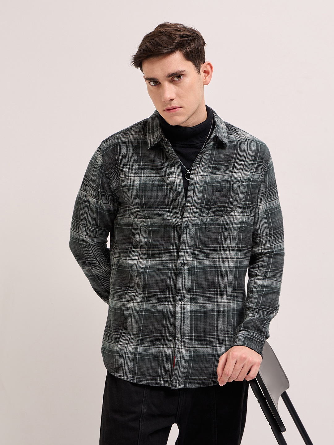 

THE BEAR HOUSE Slim Fit Tartan Checks Pure Cotton Casual Shirt, Grey