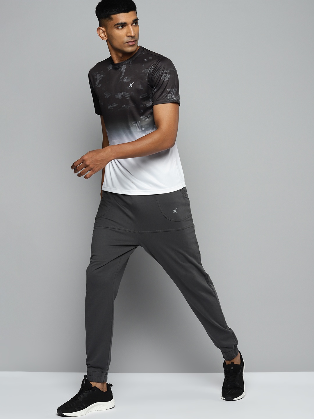 

HRX by Hrithik Roshan Printed Colourblocked Running T-shirt, White